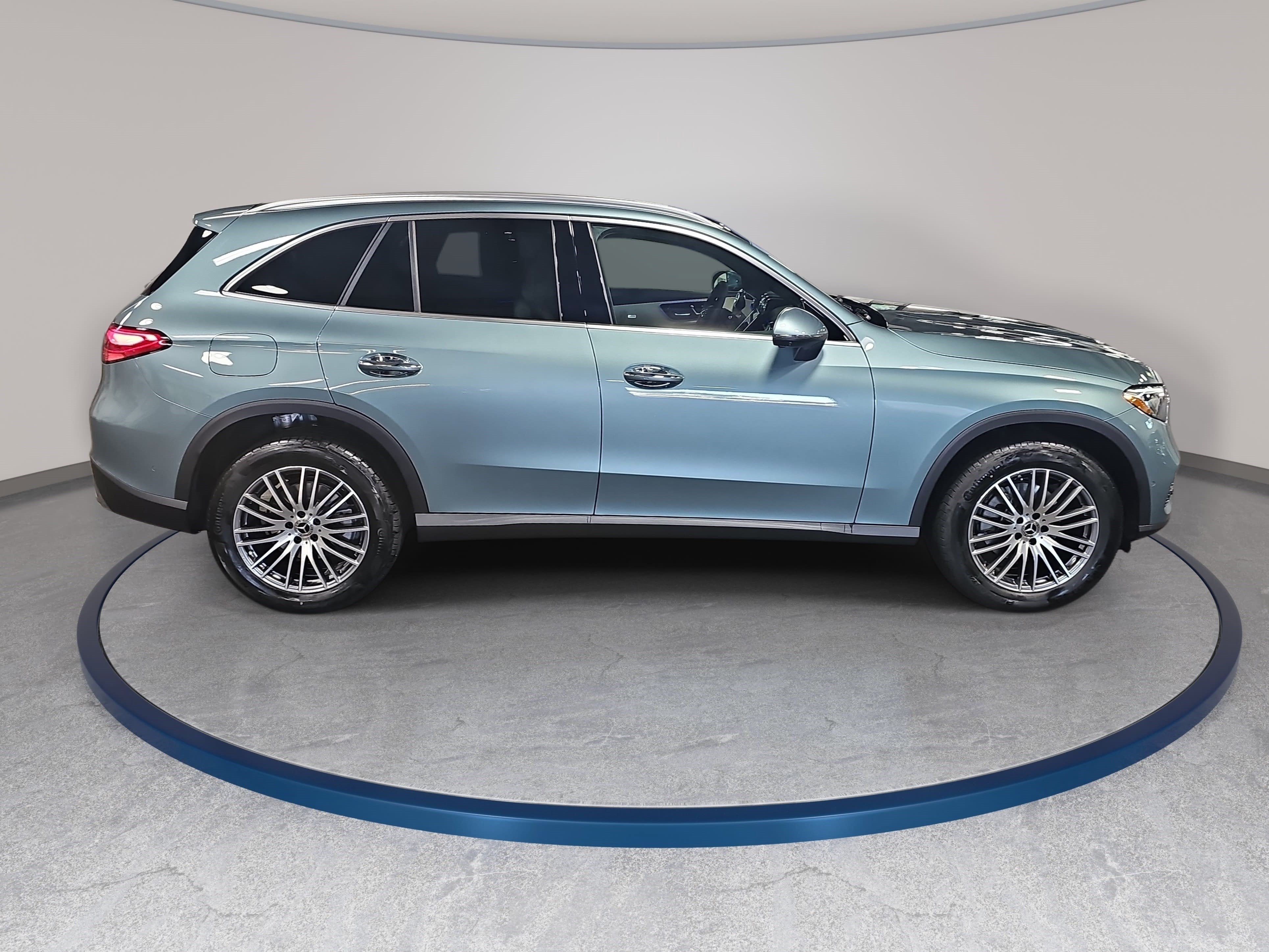 2027 Mercedes-Benz GLC GLC 300