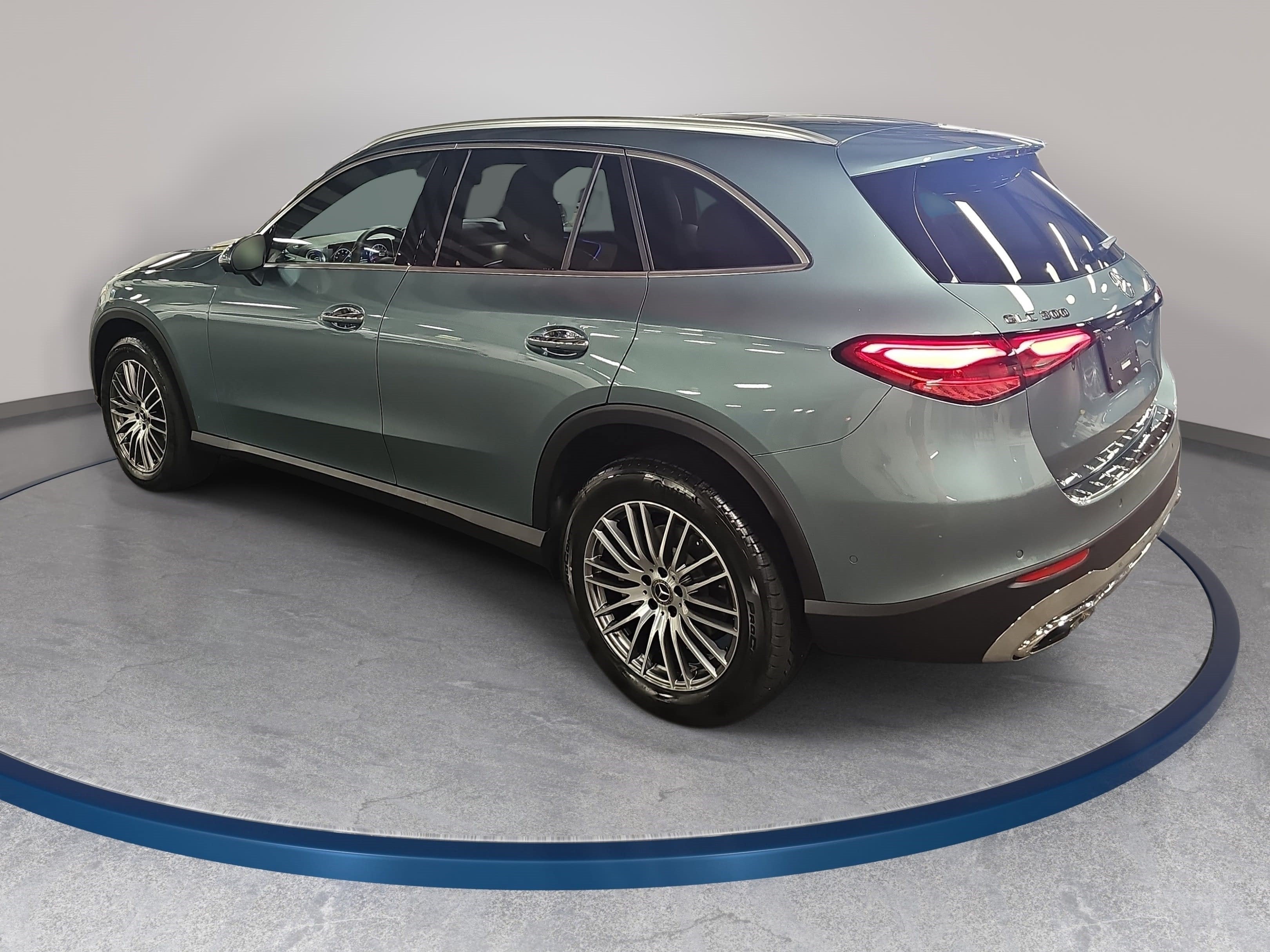 2027 Mercedes-Benz GLC GLC 300