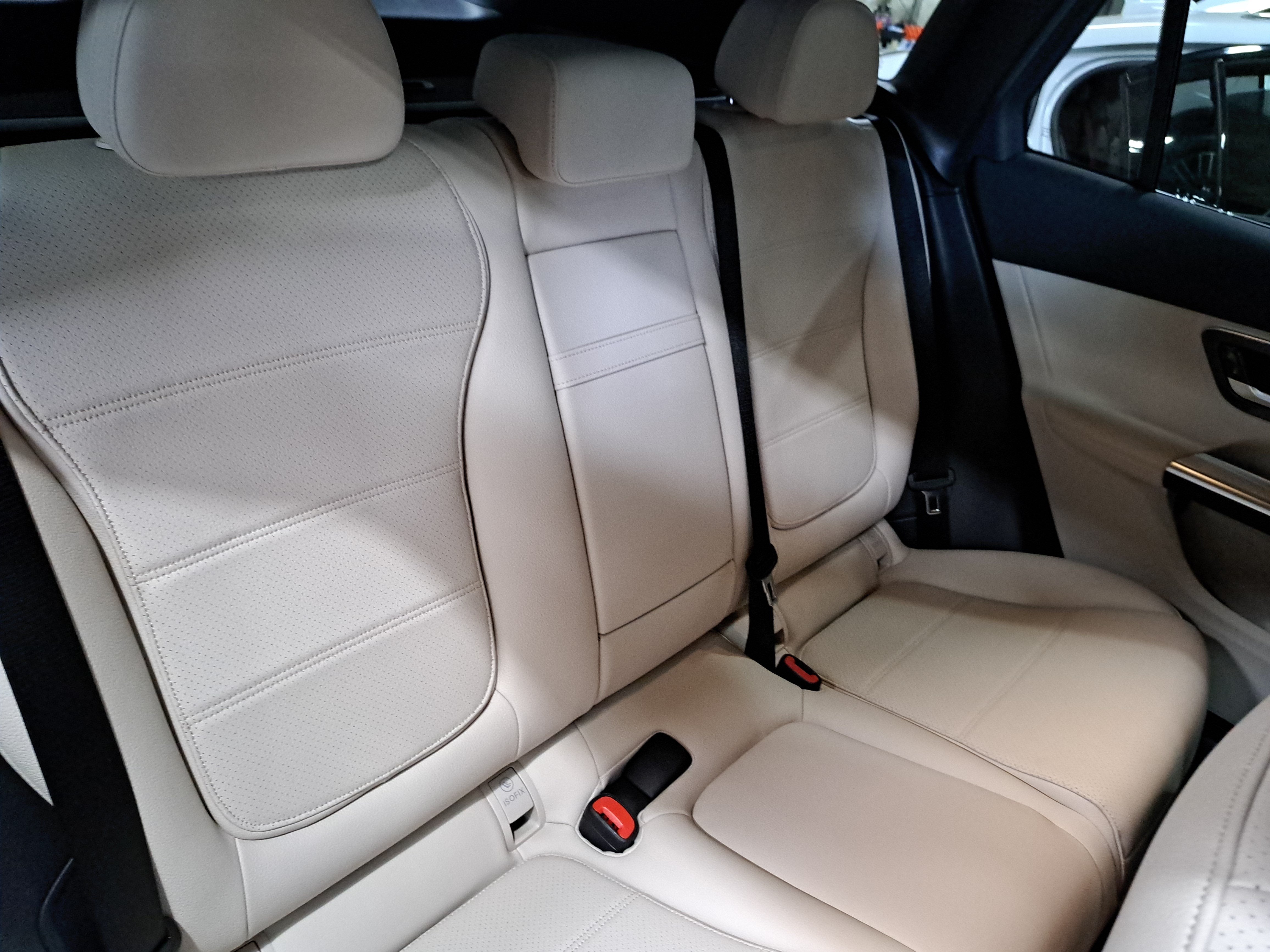 2027 Mercedes-Benz GLC GLC 300