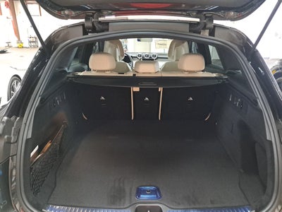 2027 Mercedes-Benz GLC GLC 300