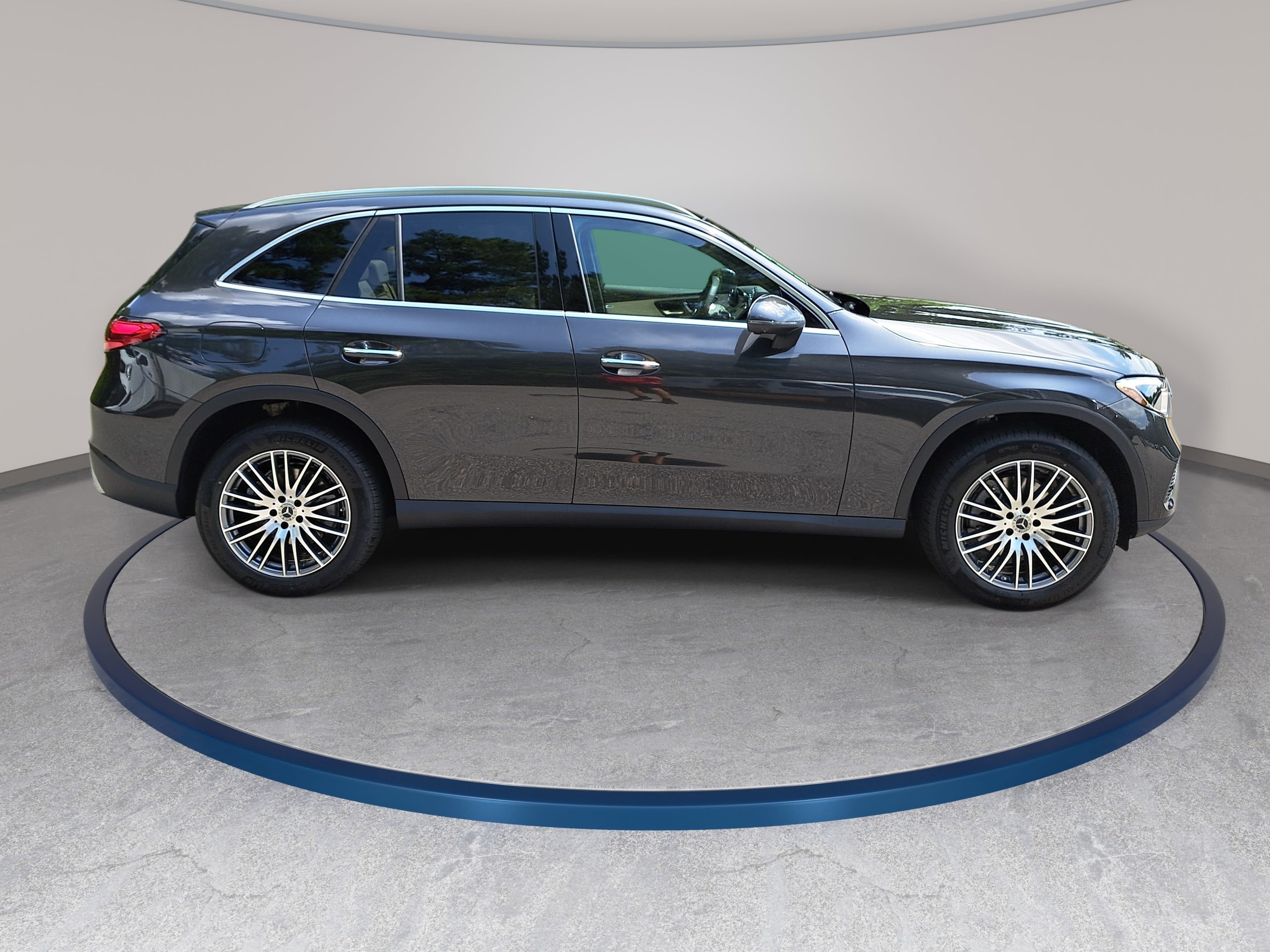 2027 Mercedes-Benz GLC GLC 300