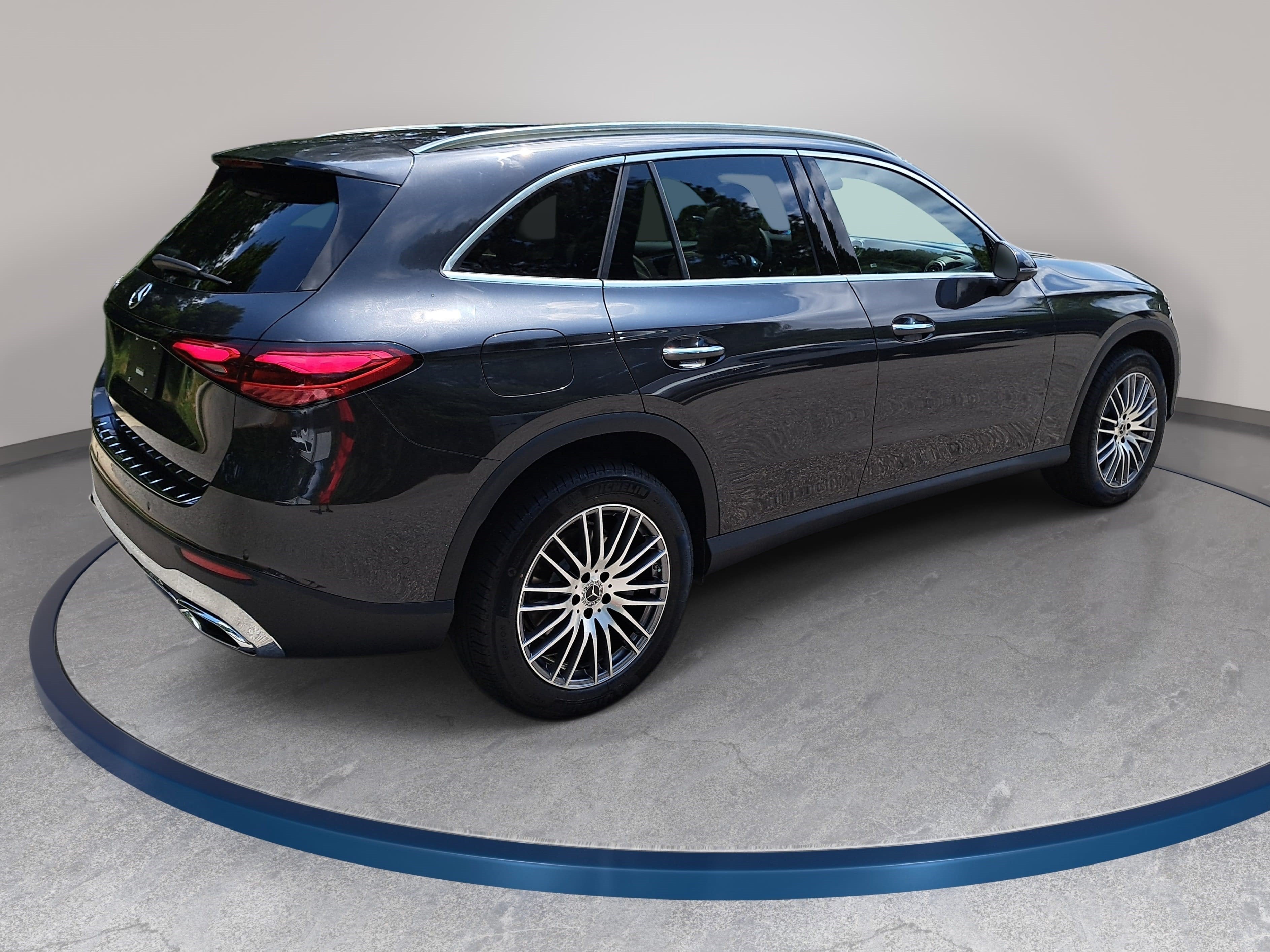 2027 Mercedes-Benz GLC GLC 300