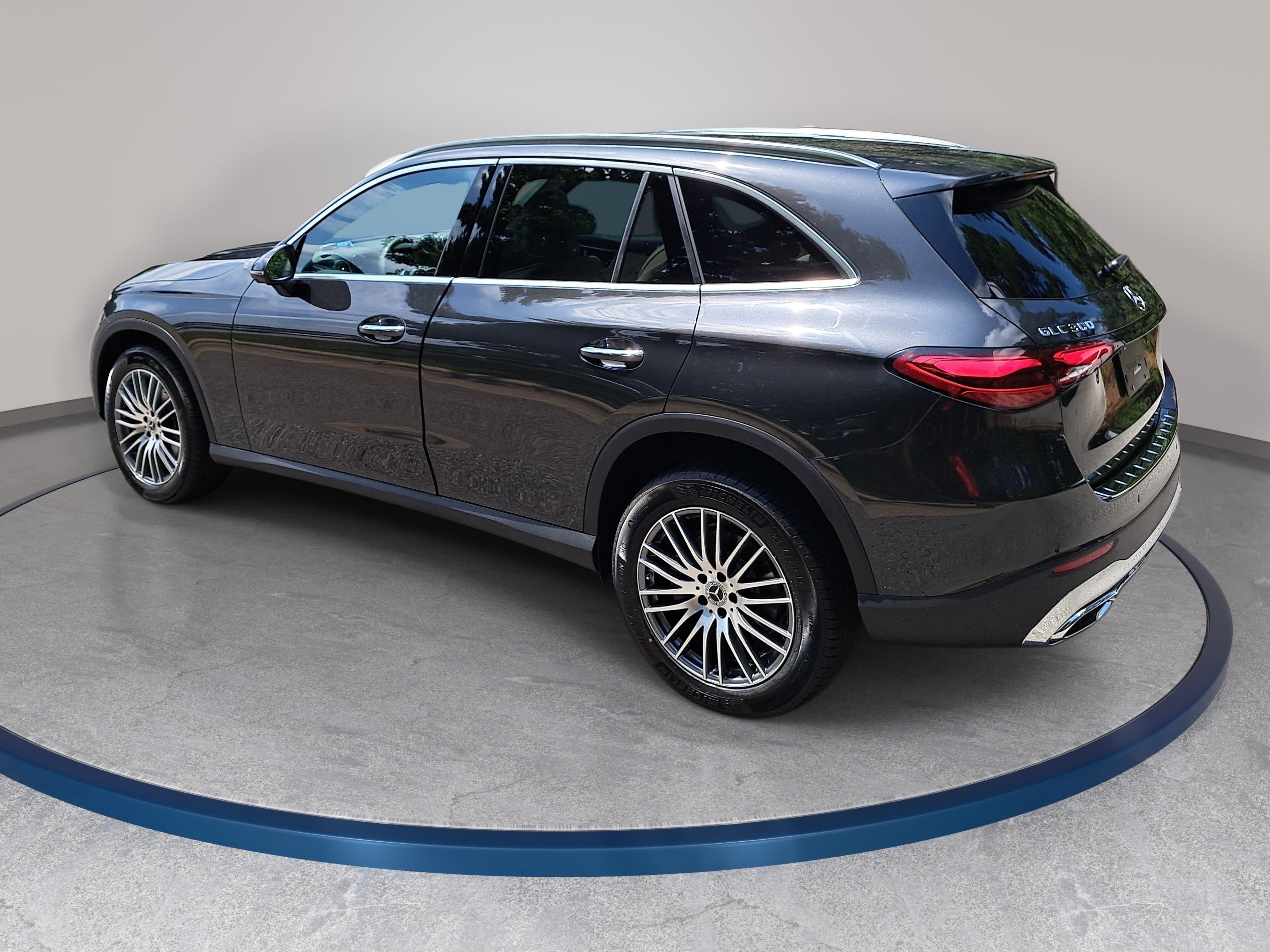 2027 Mercedes-Benz GLC GLC 300