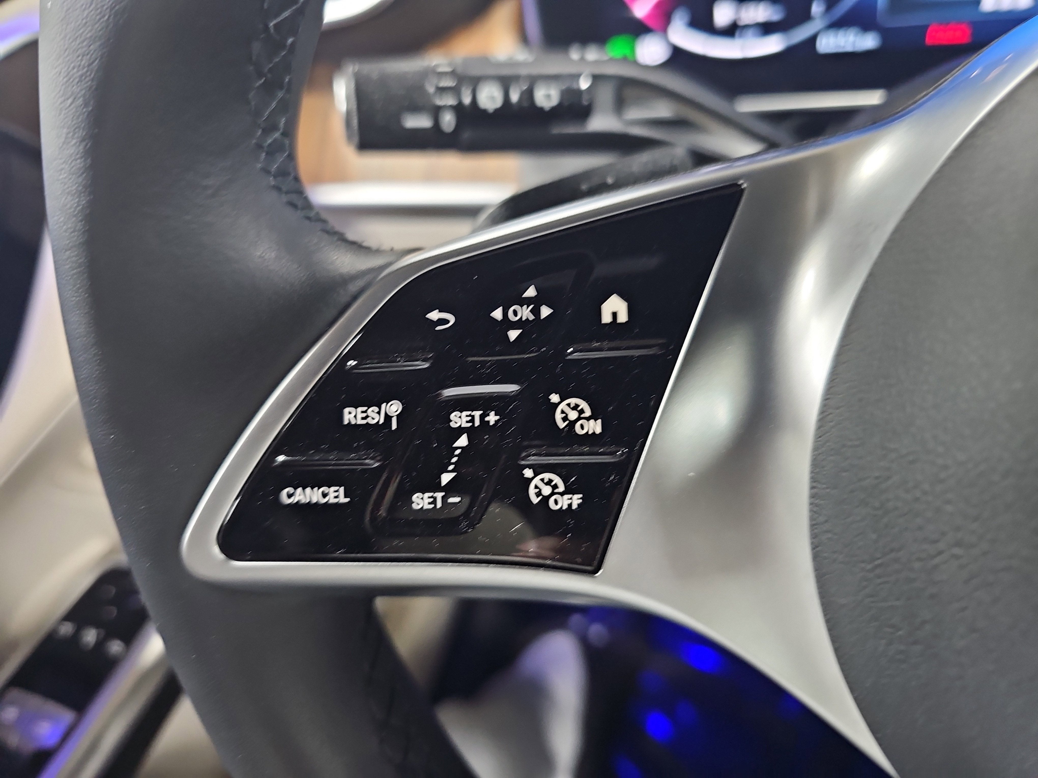 2024 Mercedes-Benz GLC GLC 300