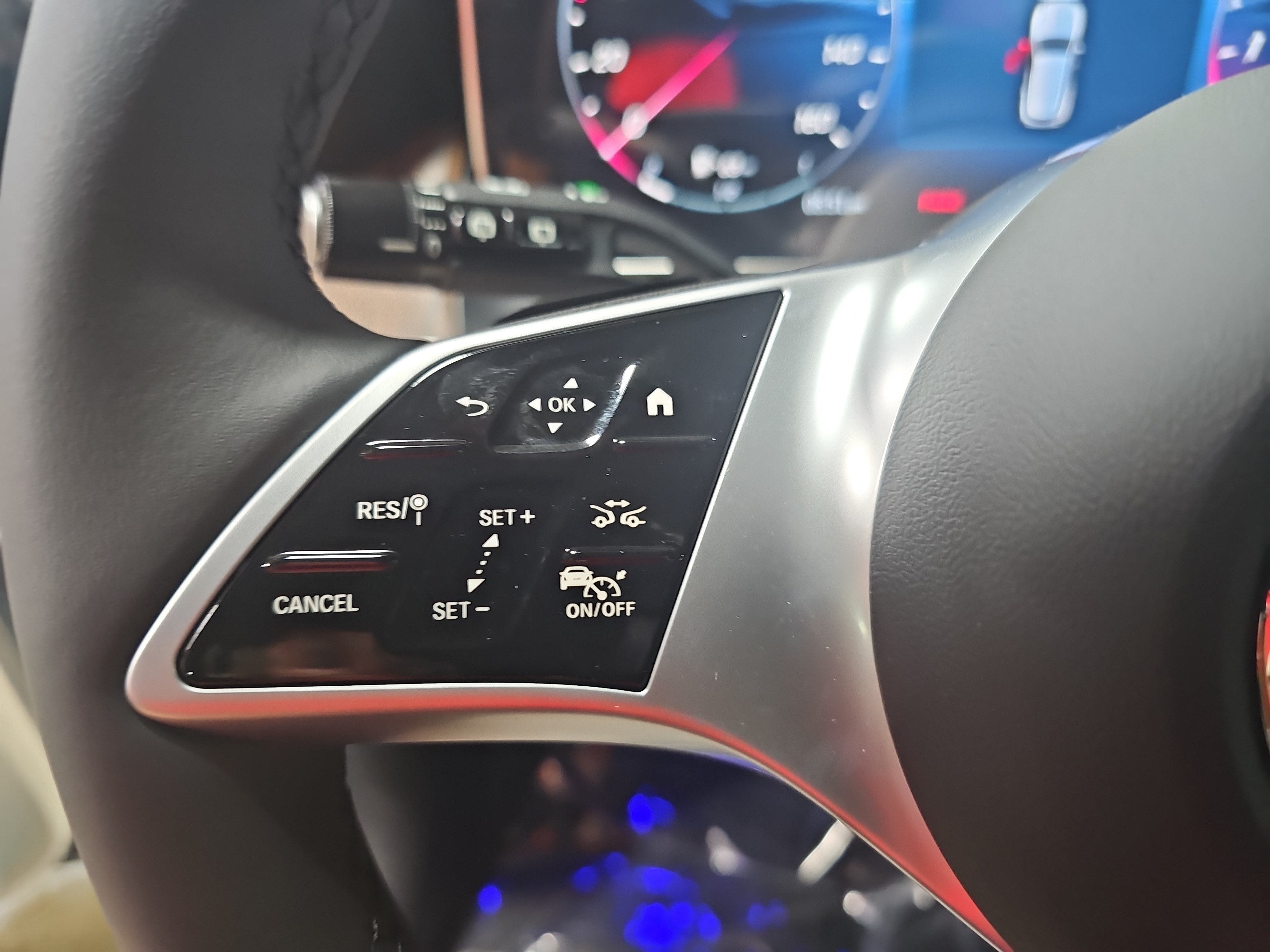 2027 Mercedes-Benz GLC GLC 300
