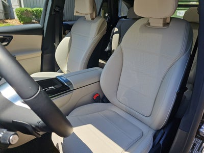 2025 Mercedes-Benz GLC GLC 300