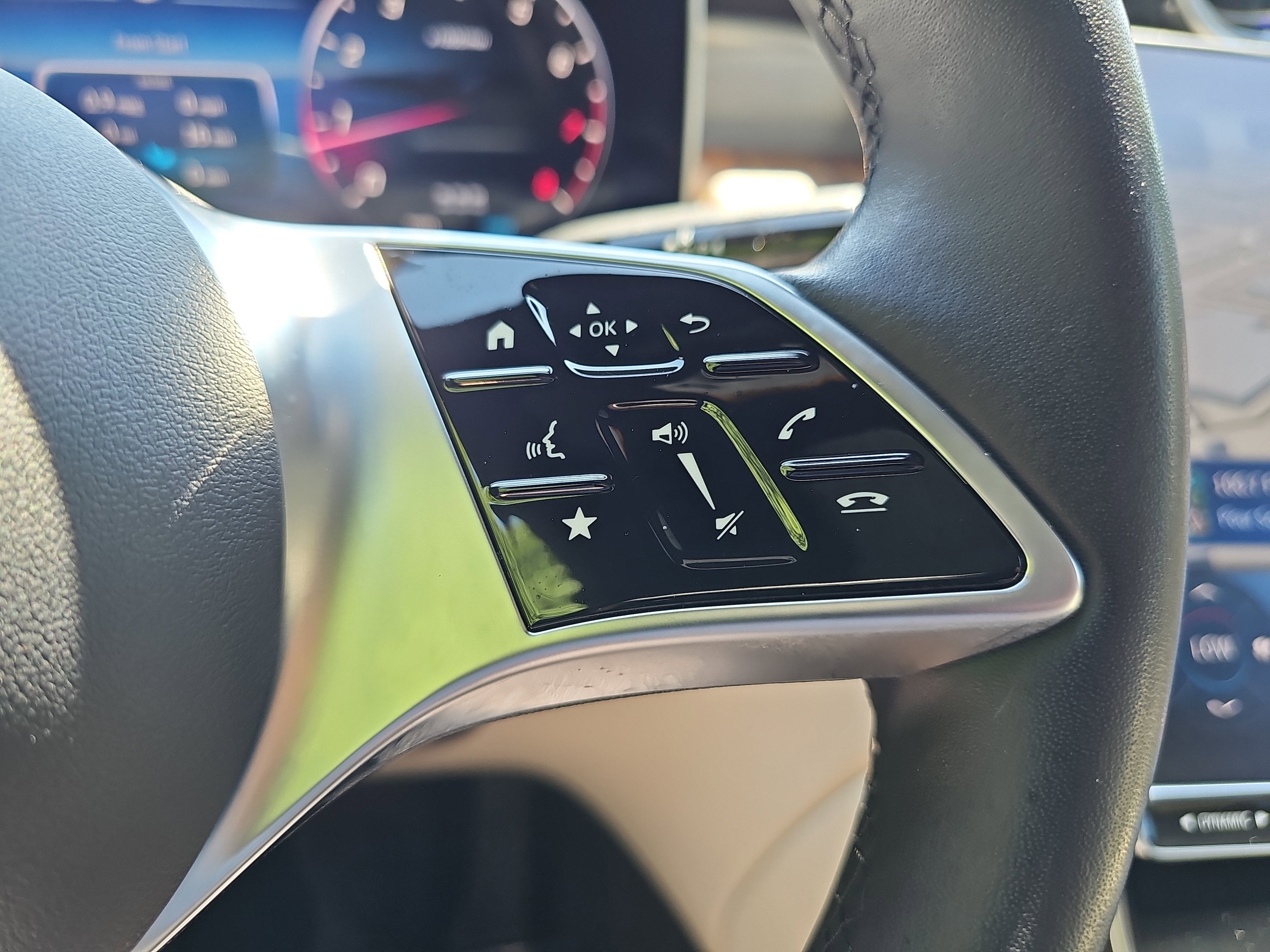 2025 Mercedes-Benz GLC GLC 300