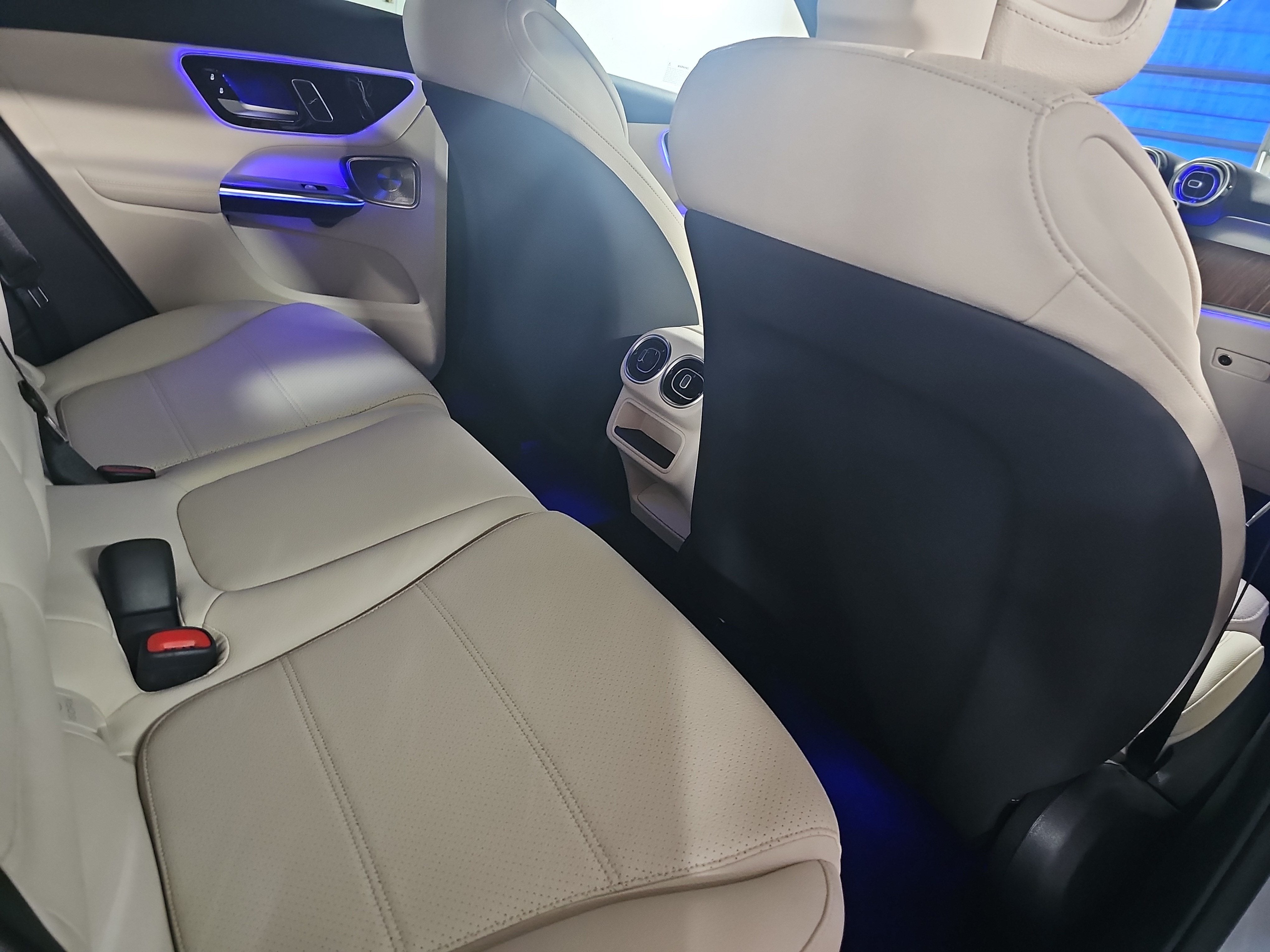 2027 Mercedes-Benz GLC GLC 300