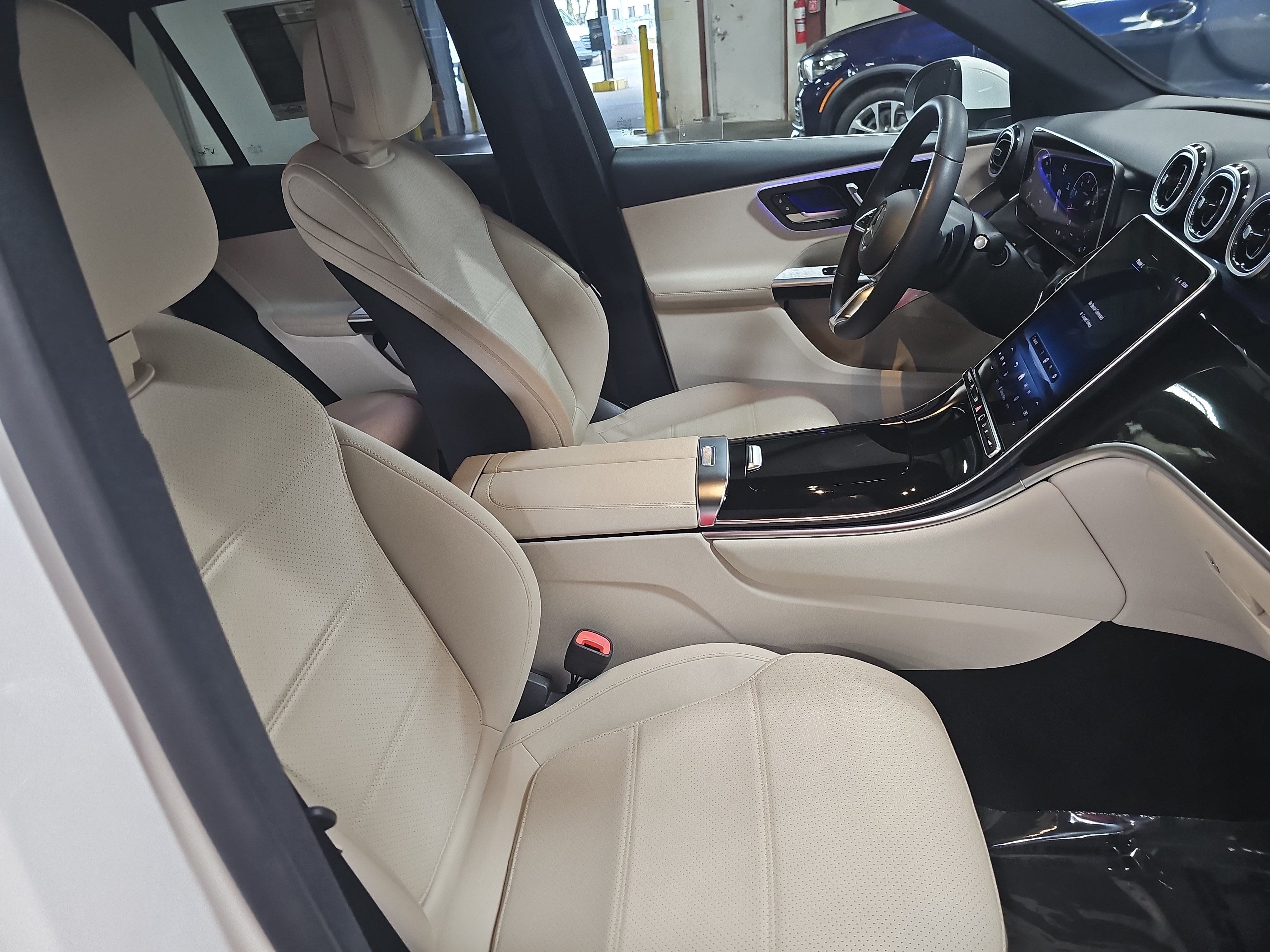 2025 Mercedes-Benz GLC GLC 300
