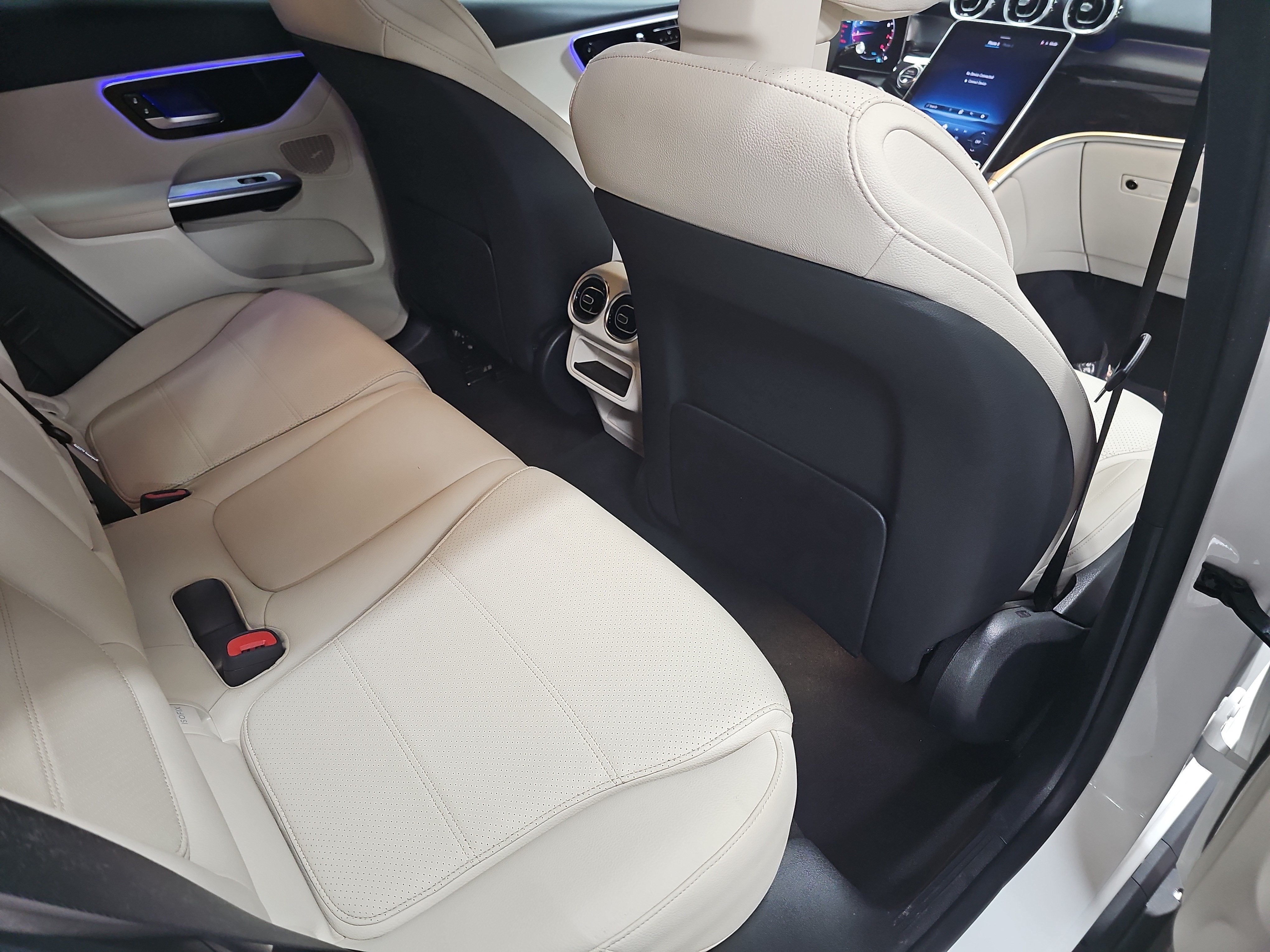 2025 Mercedes-Benz GLC GLC 300