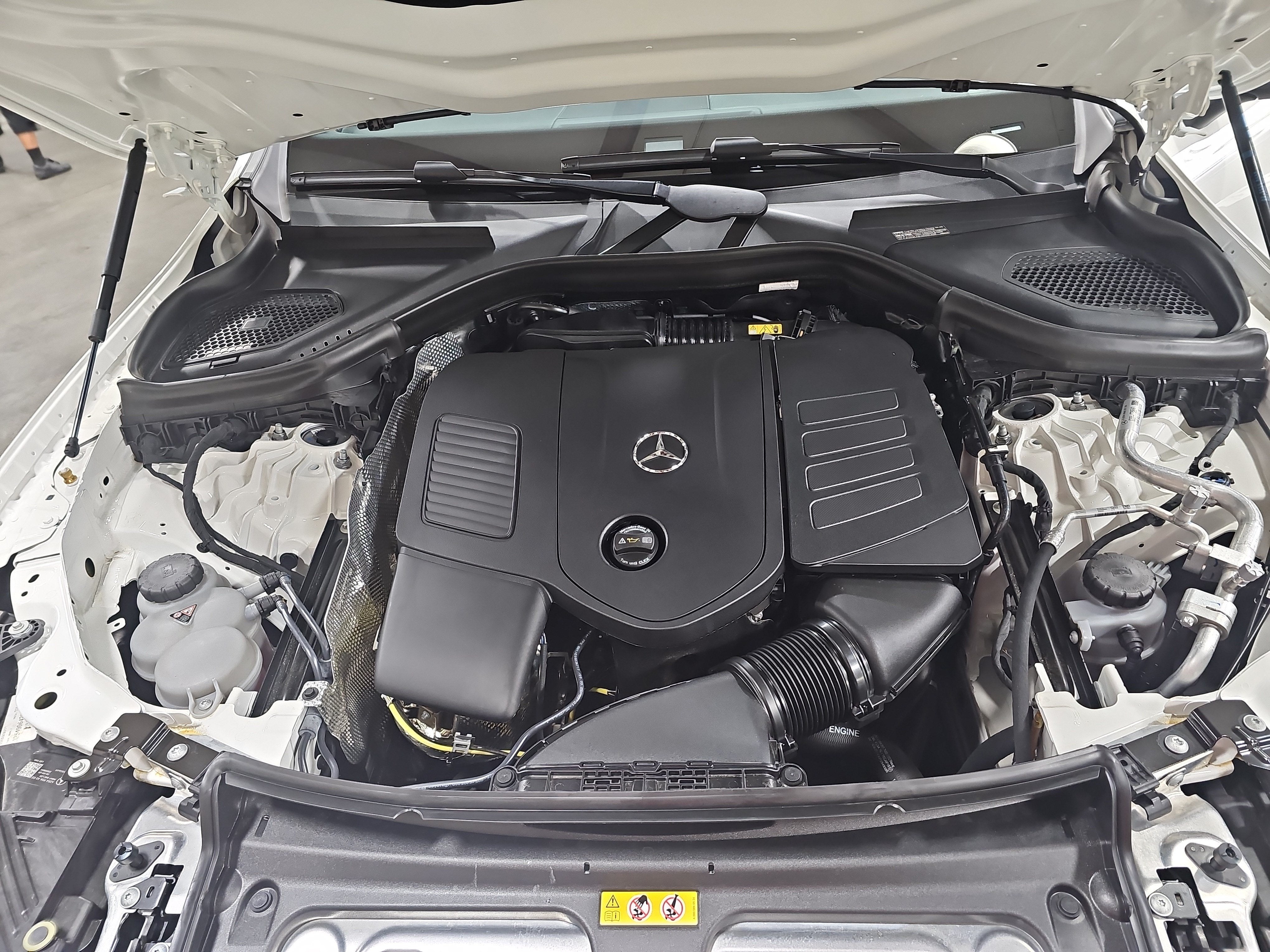 2025 Mercedes-Benz GLC GLC 300