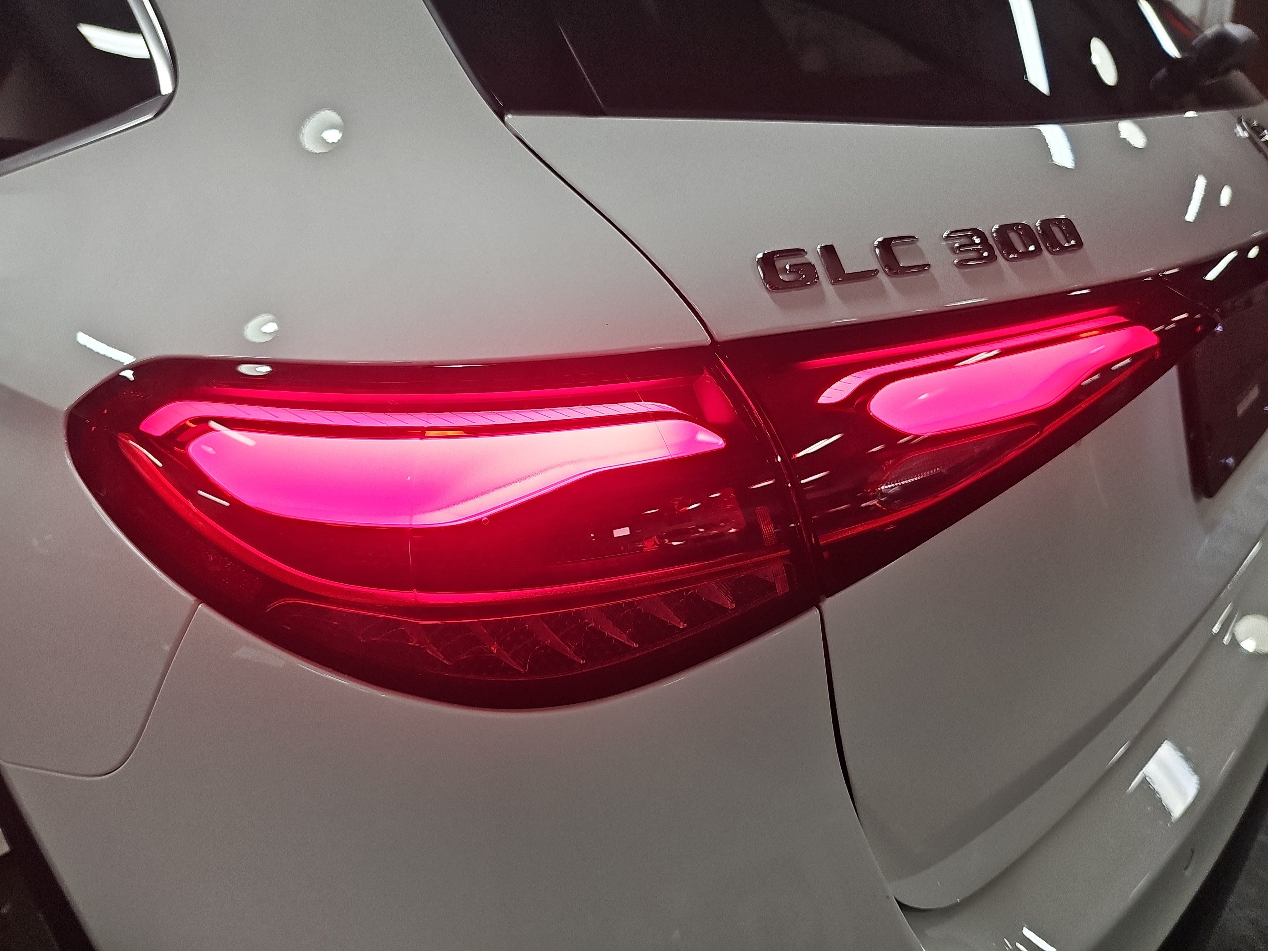 2025 Mercedes-Benz GLC GLC 300