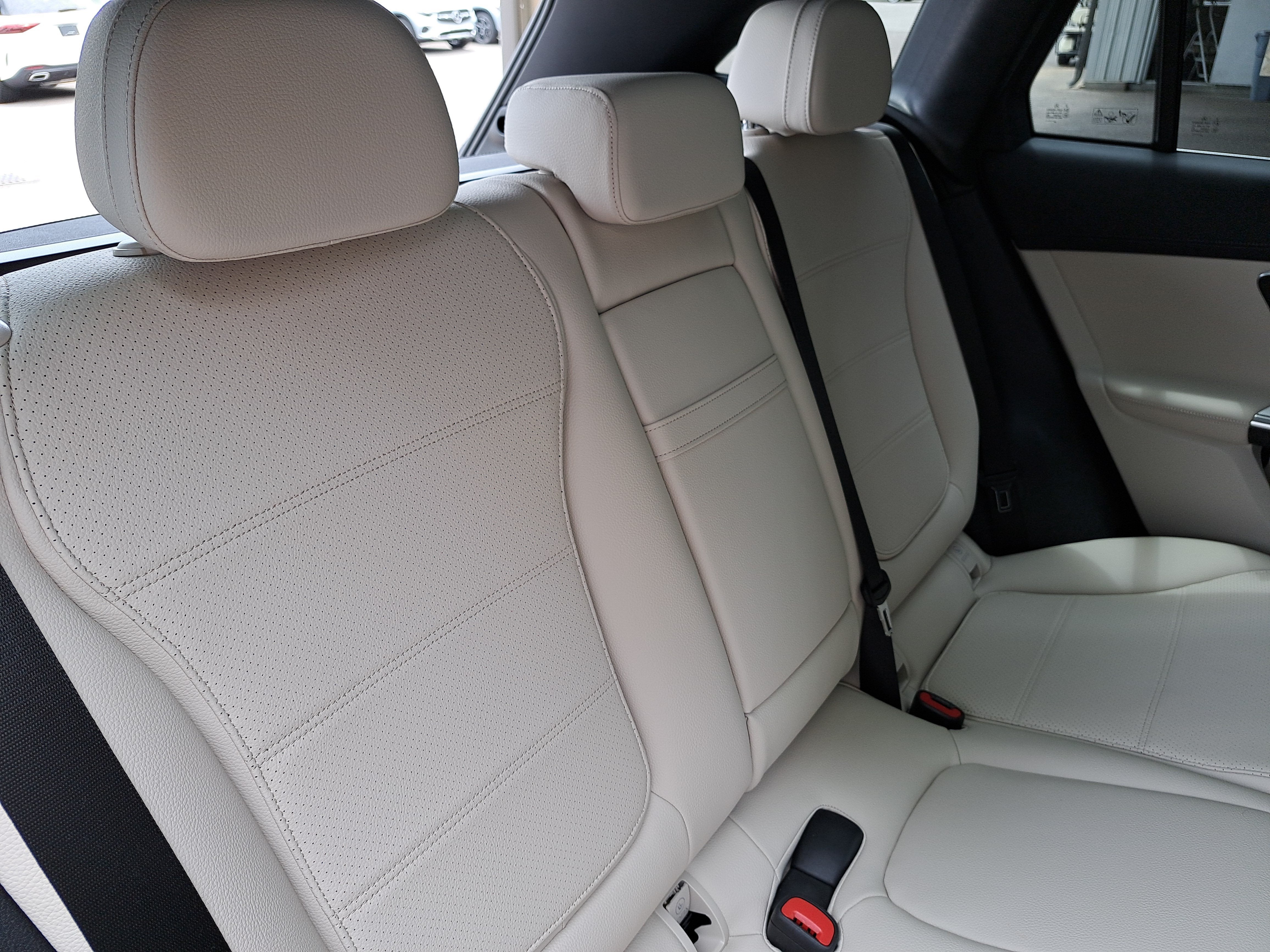 2025 Mercedes-Benz GLC GLC 350e