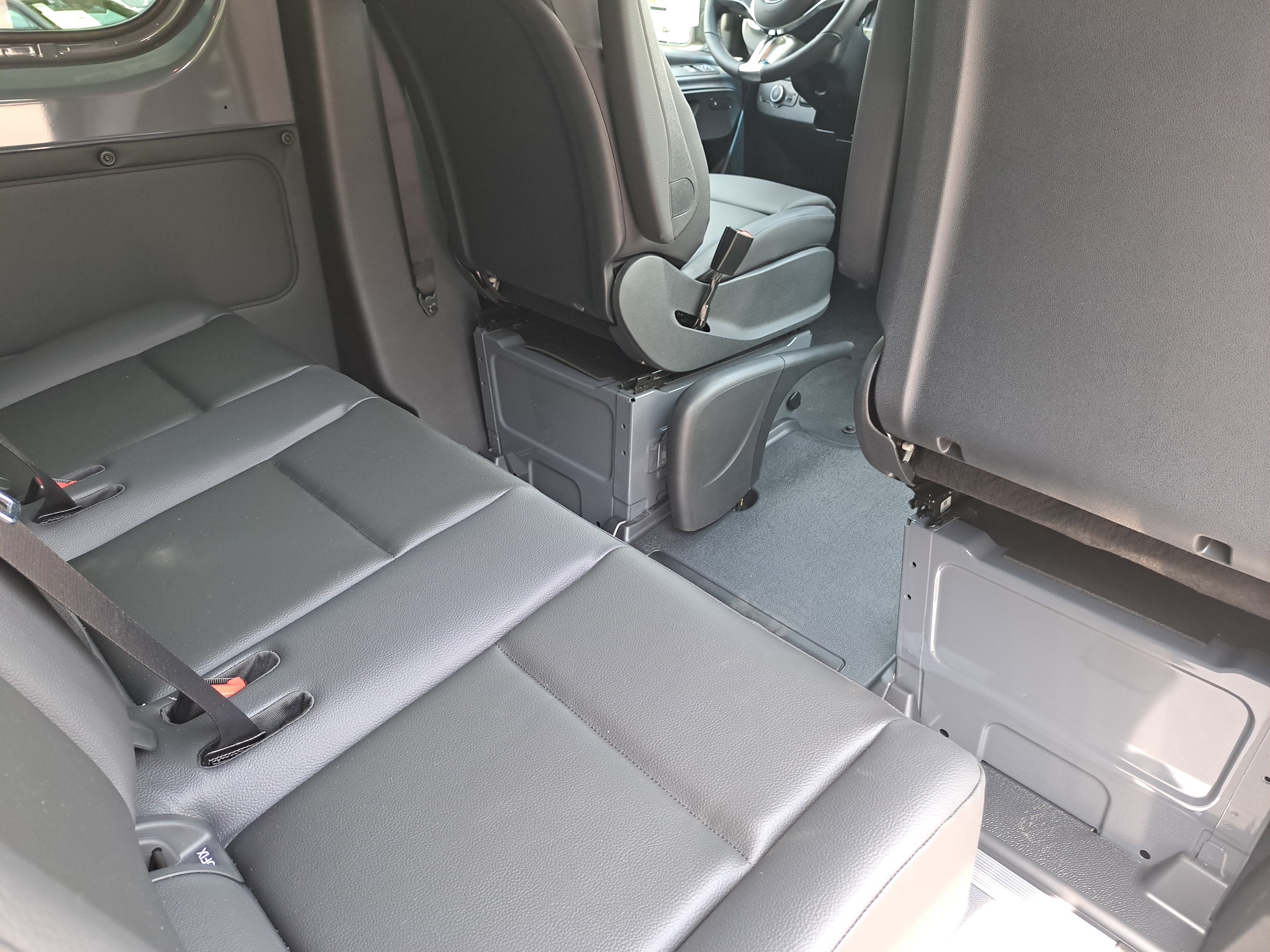 2026 Mercedes-Benz Sprinter 2500 Base