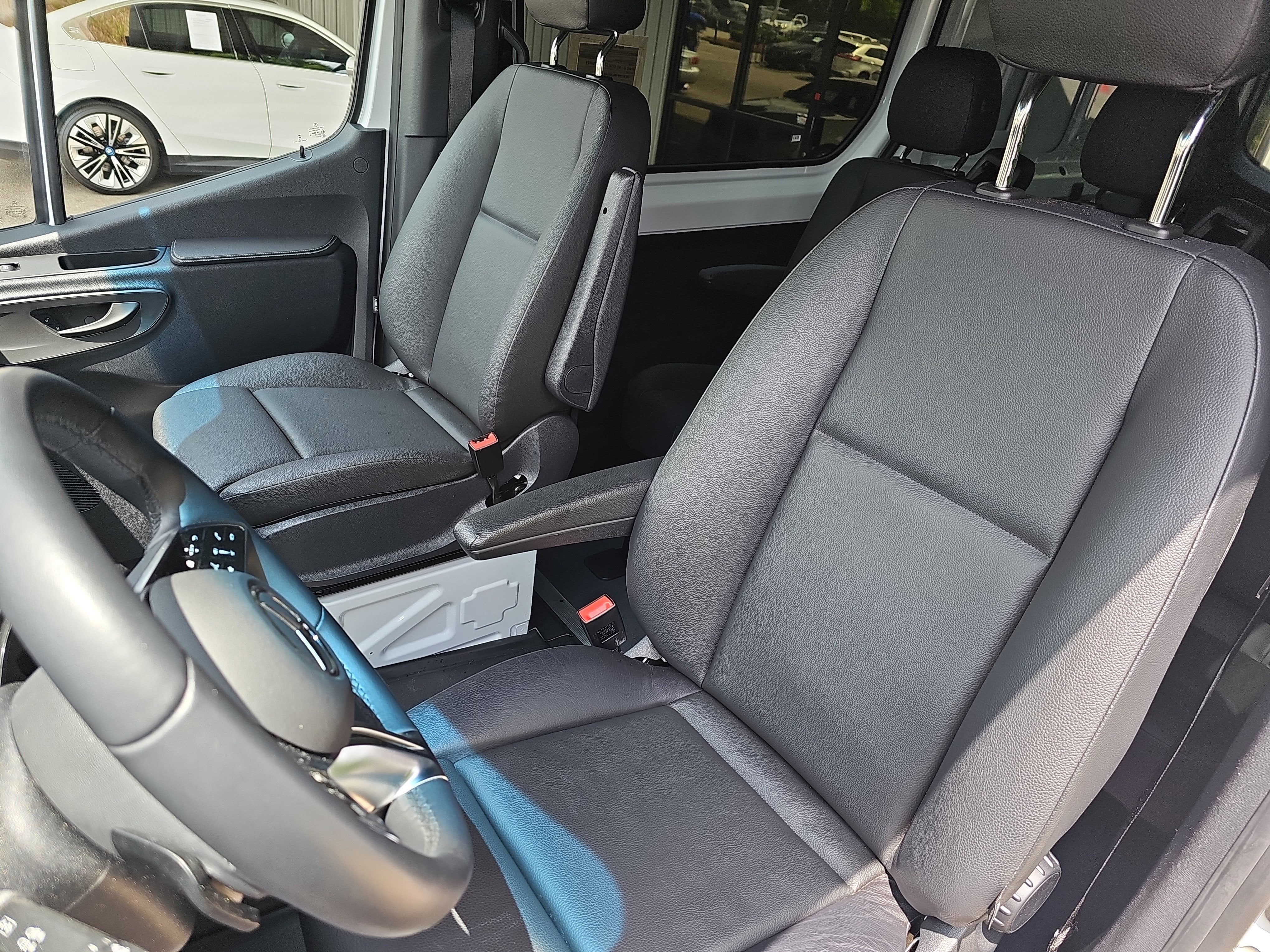 2025 Mercedes-Benz Sprinter 2500 Cargo 144 WB