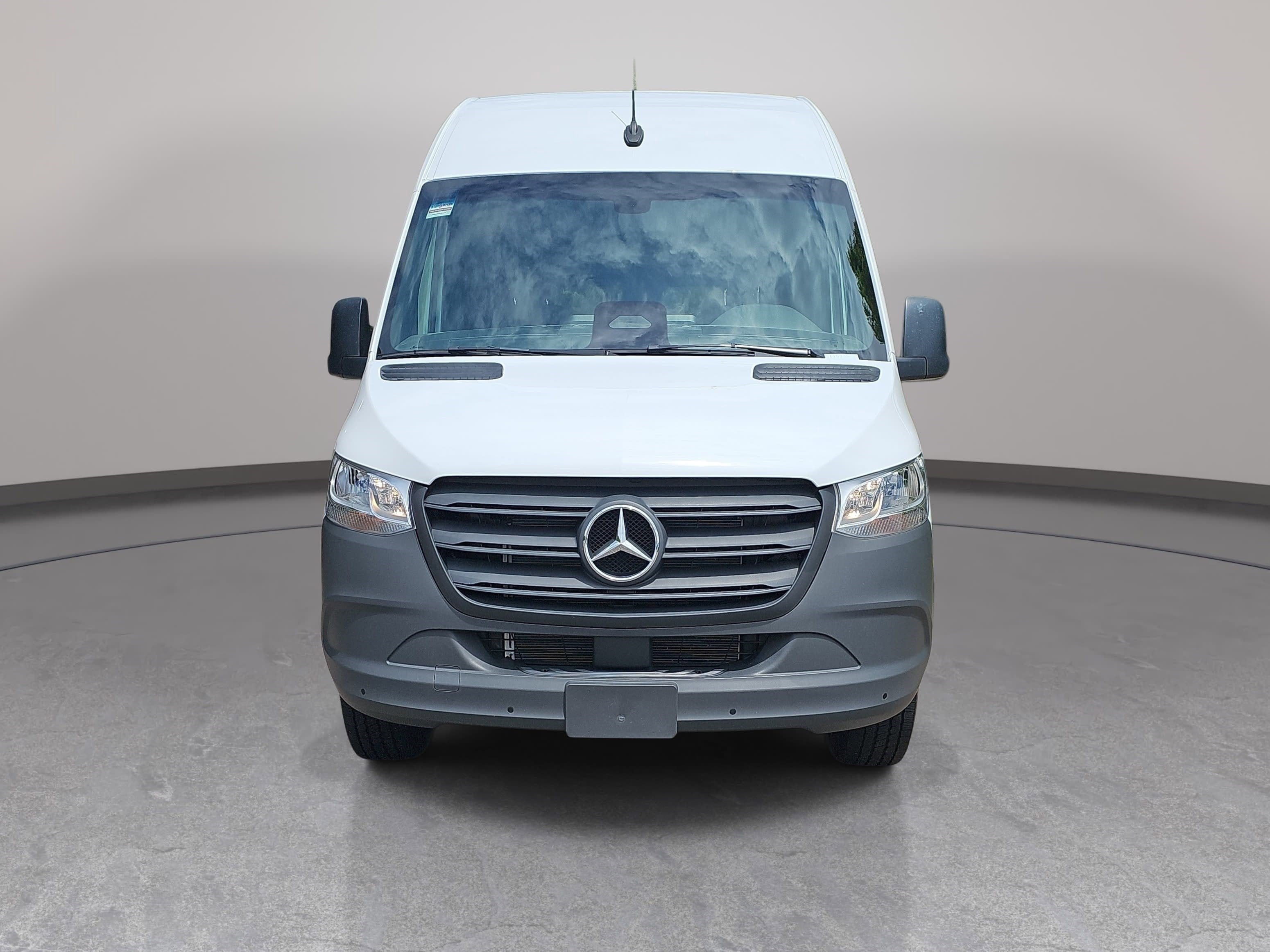 2025 Mercedes-Benz Sprinter 2500 Cargo 144 WB