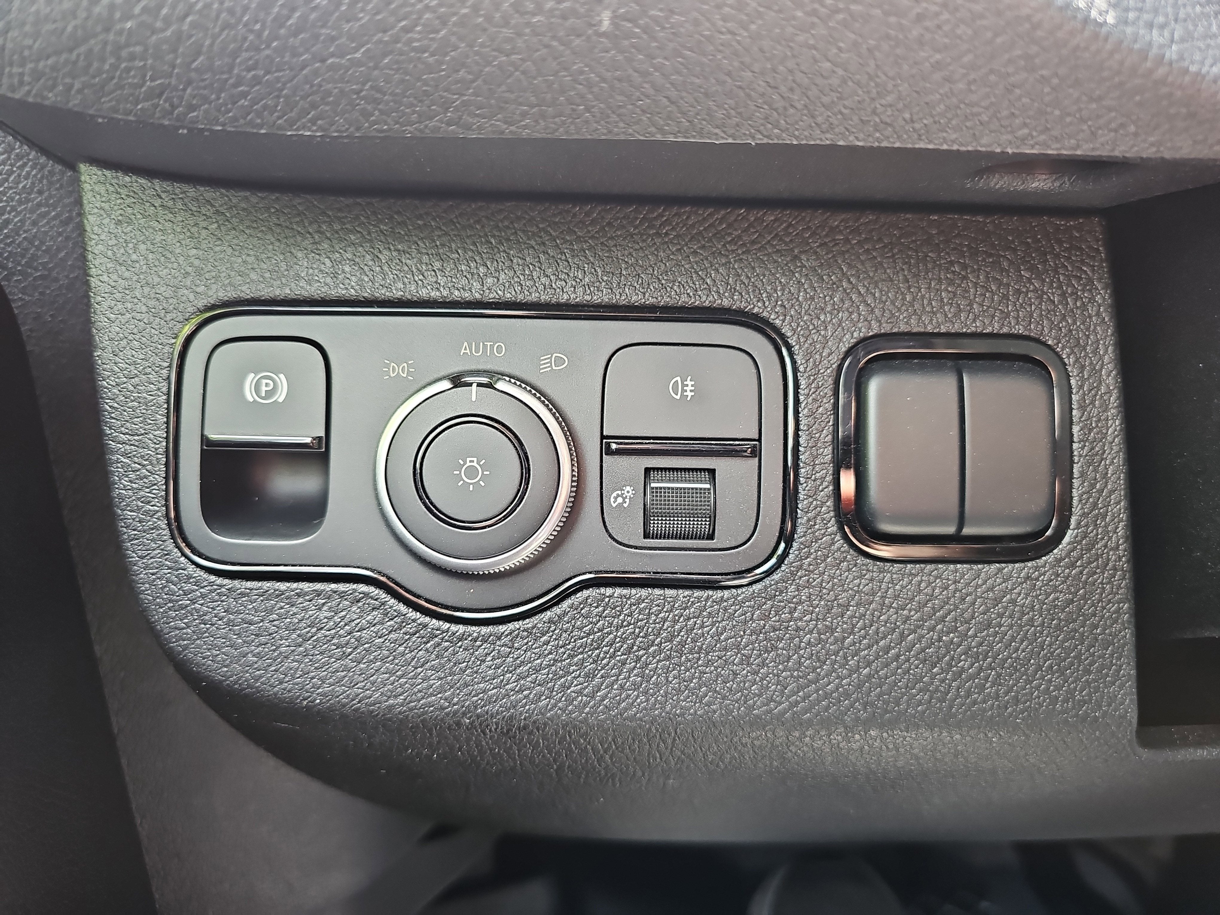 2025 Mercedes-Benz Sprinter 2500 Cargo 144 WB