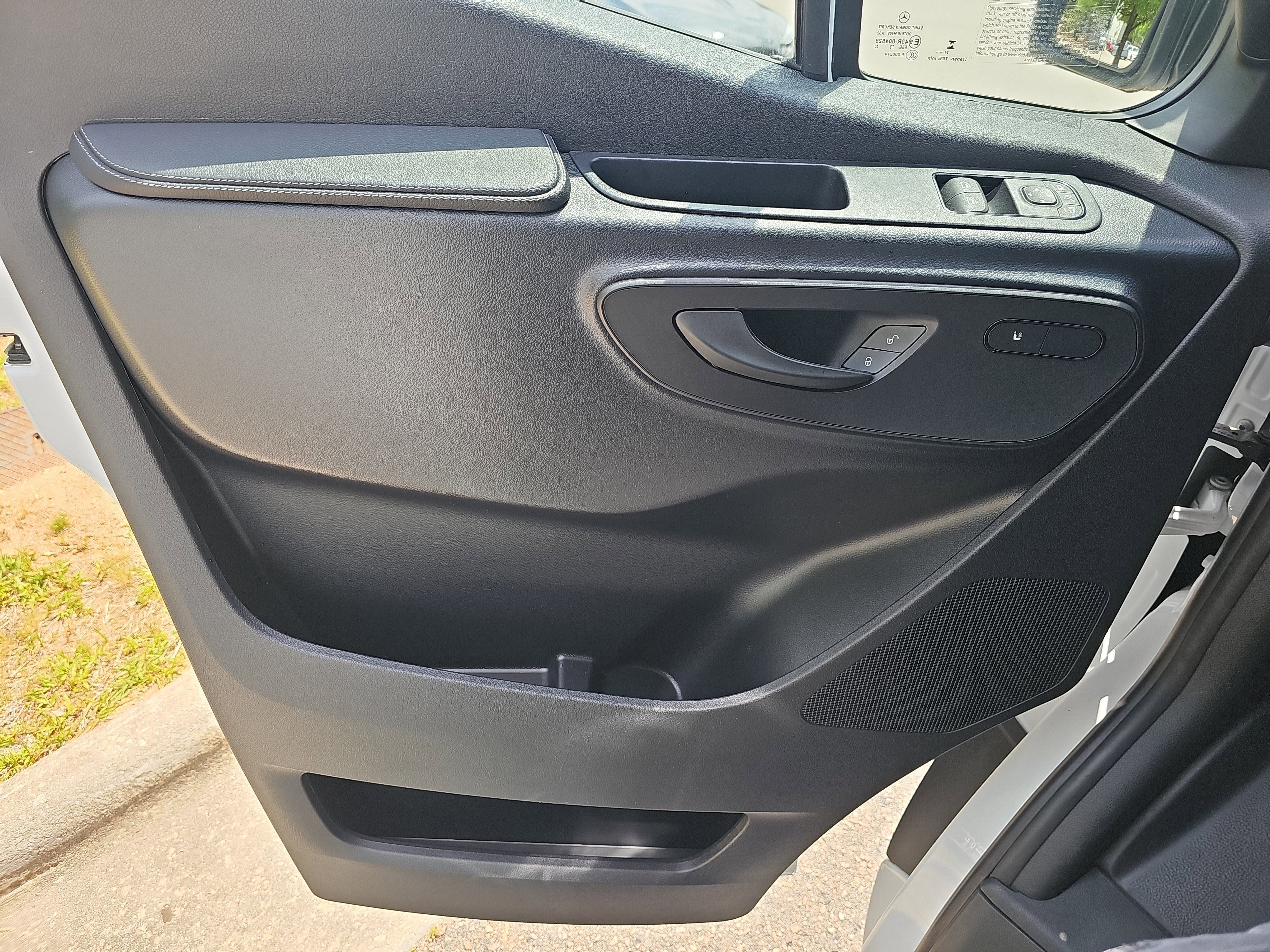 2025 Mercedes-Benz Sprinter 2500 Cargo 144 WB