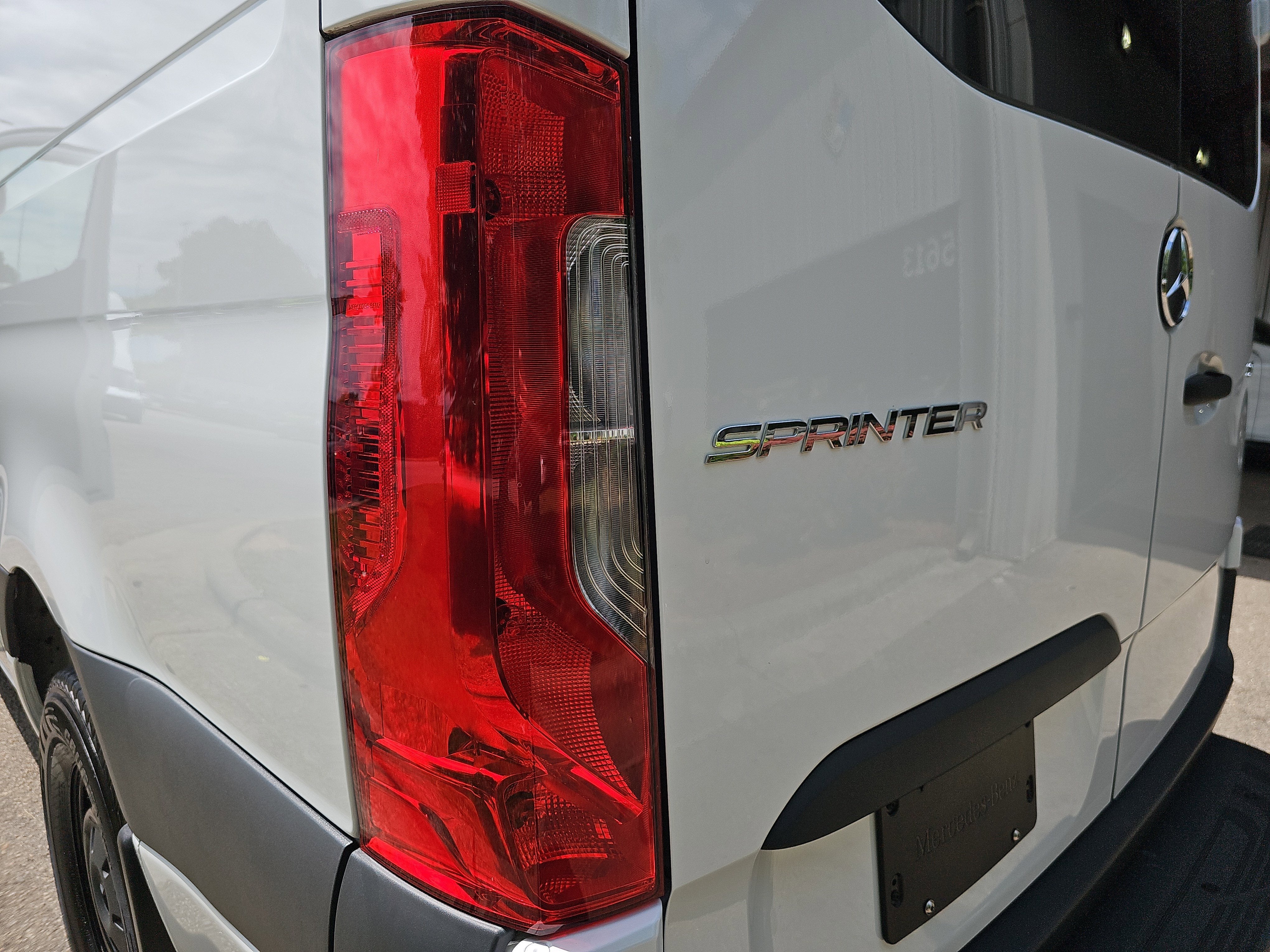 2025 Mercedes-Benz Sprinter 2500 Cargo 144 WB