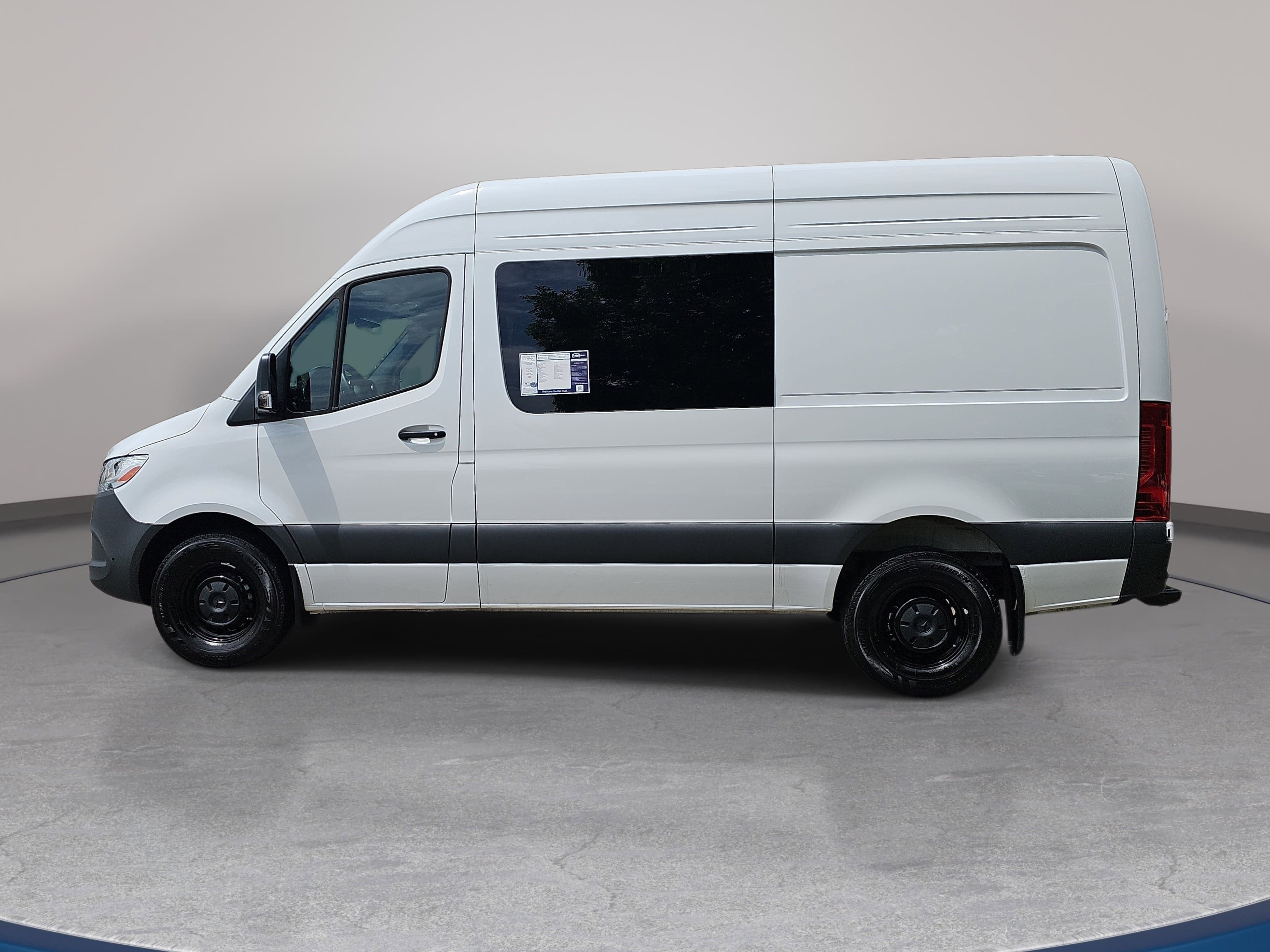 2025 Mercedes-Benz Sprinter 2500 Cargo 144 WB
