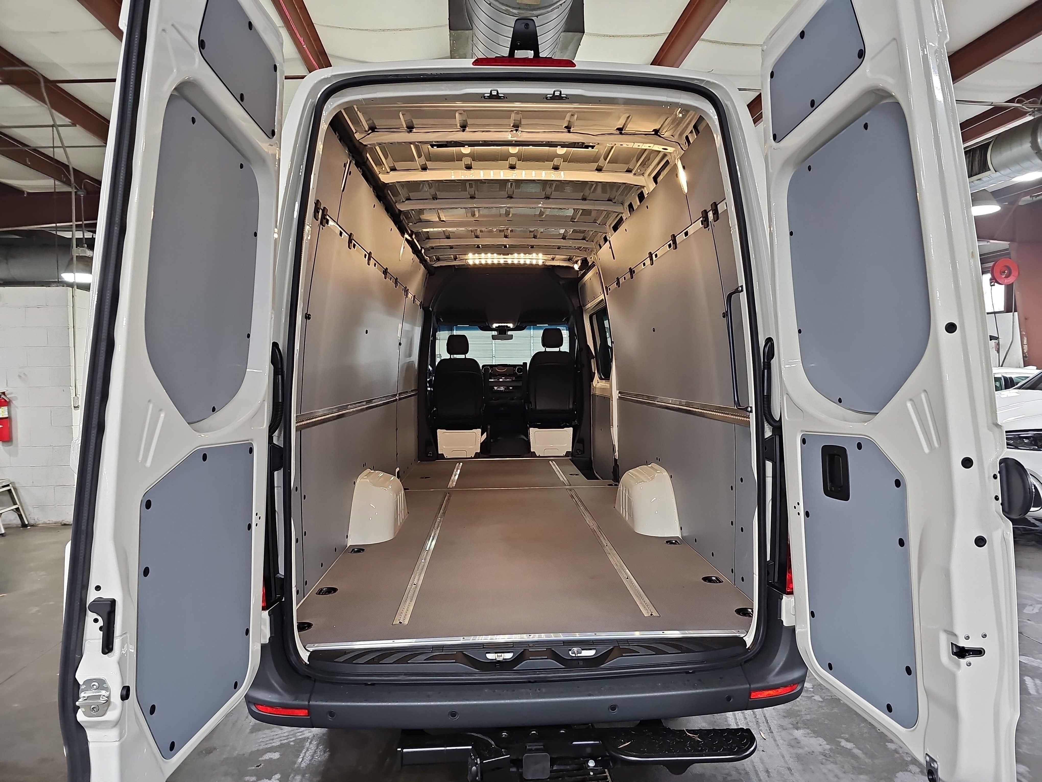 2026 Mercedes-Benz Sprinter Cargo Van Cargo 170 WB