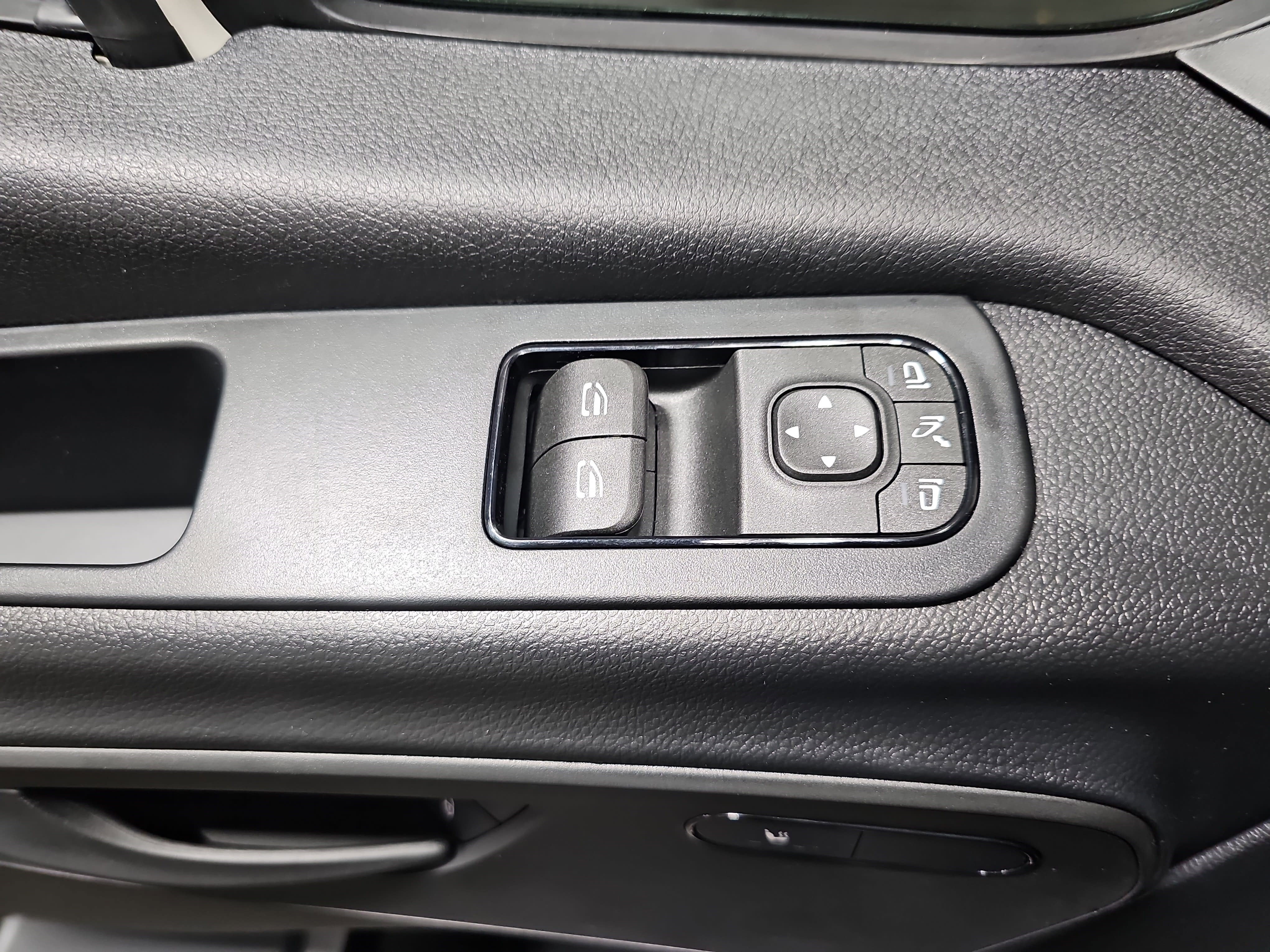 2026 Mercedes-Benz Sprinter Cargo Van Cargo 170 WB