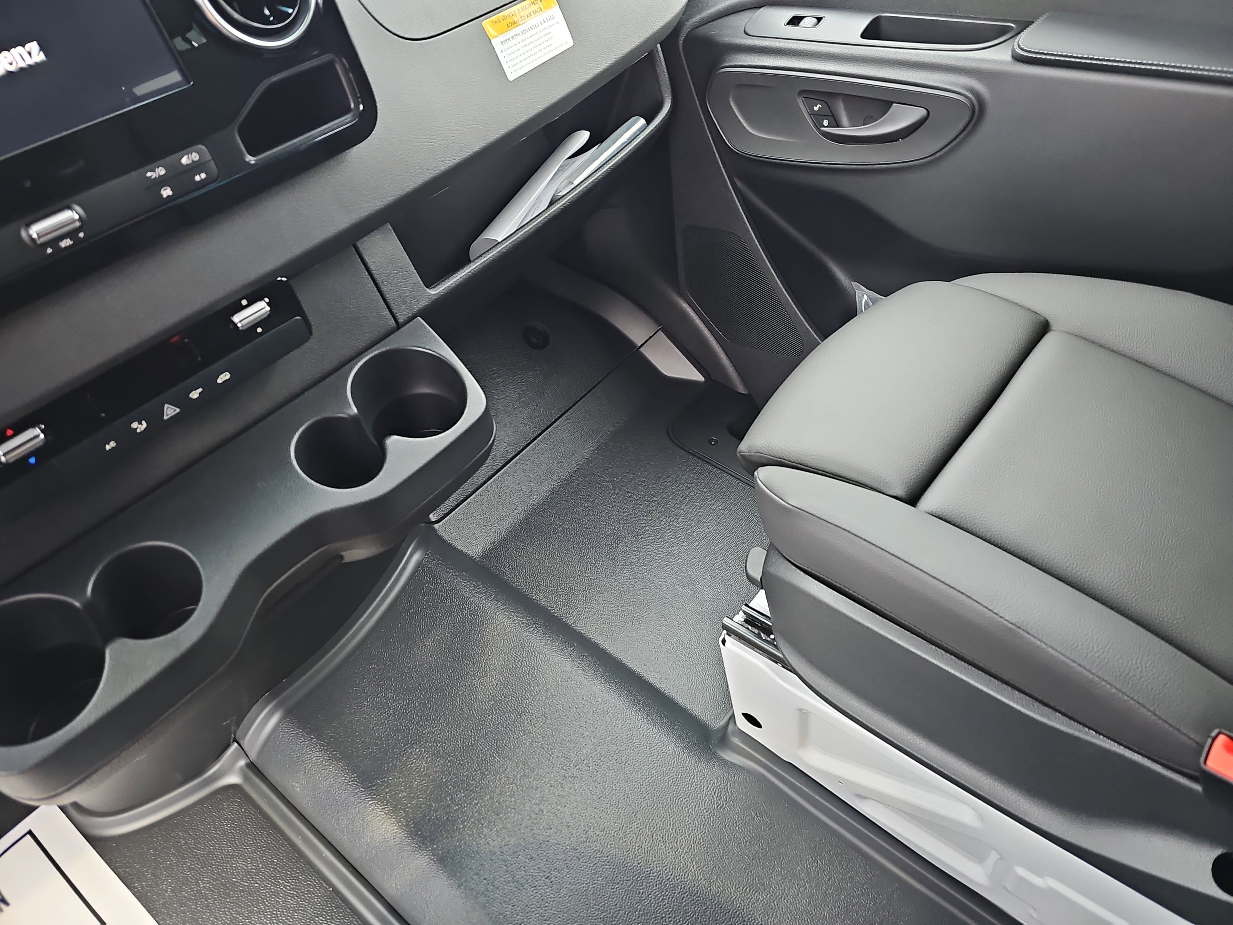 2026 Mercedes-Benz Sprinter Cargo Van Cargo 170 WB