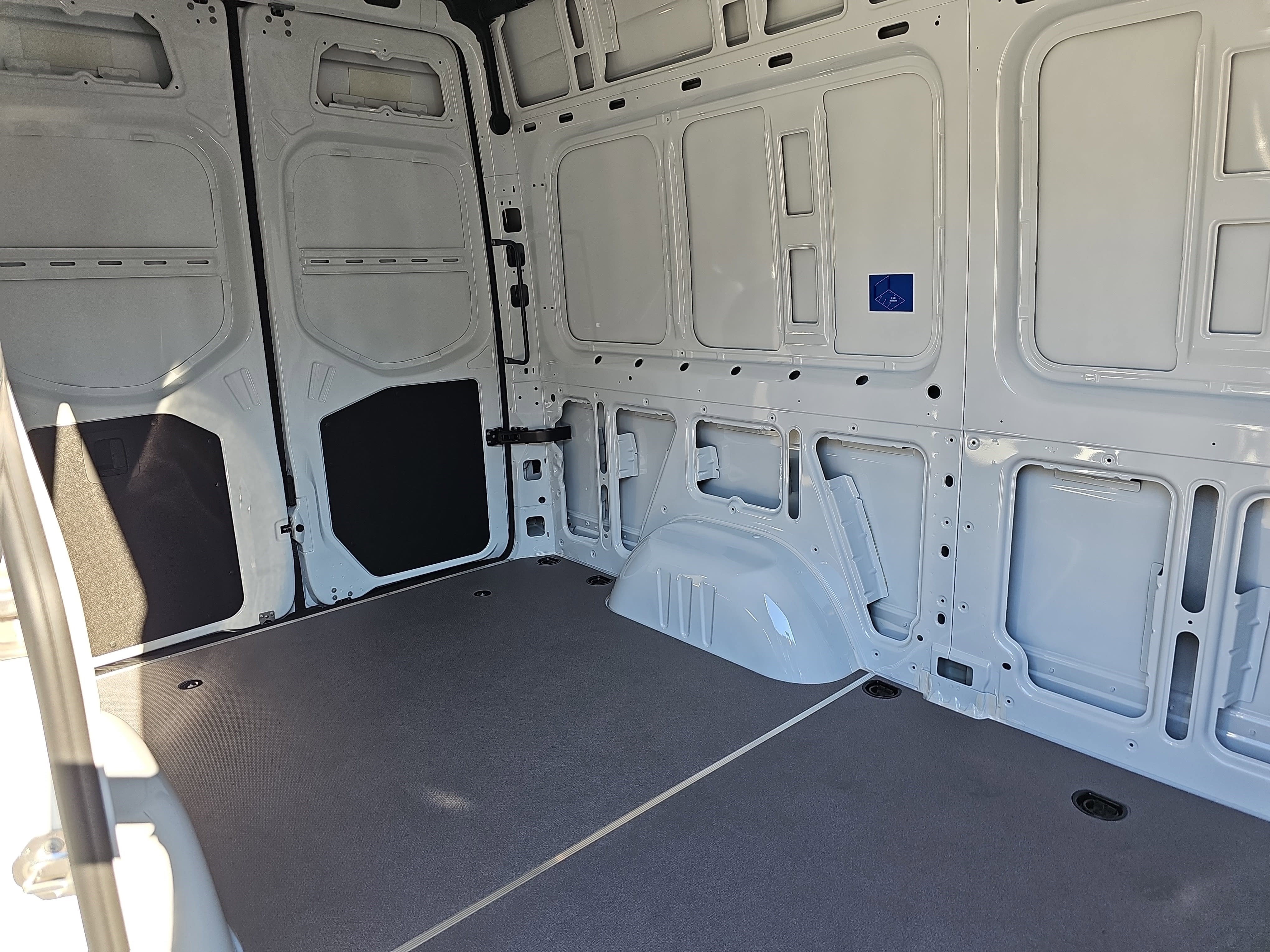 2025 Mercedes-Benz Sprinter Cargo Van Cargo 144 WB