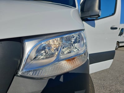 2025 Mercedes-Benz Sprinter Cargo Van Cargo 144 WB