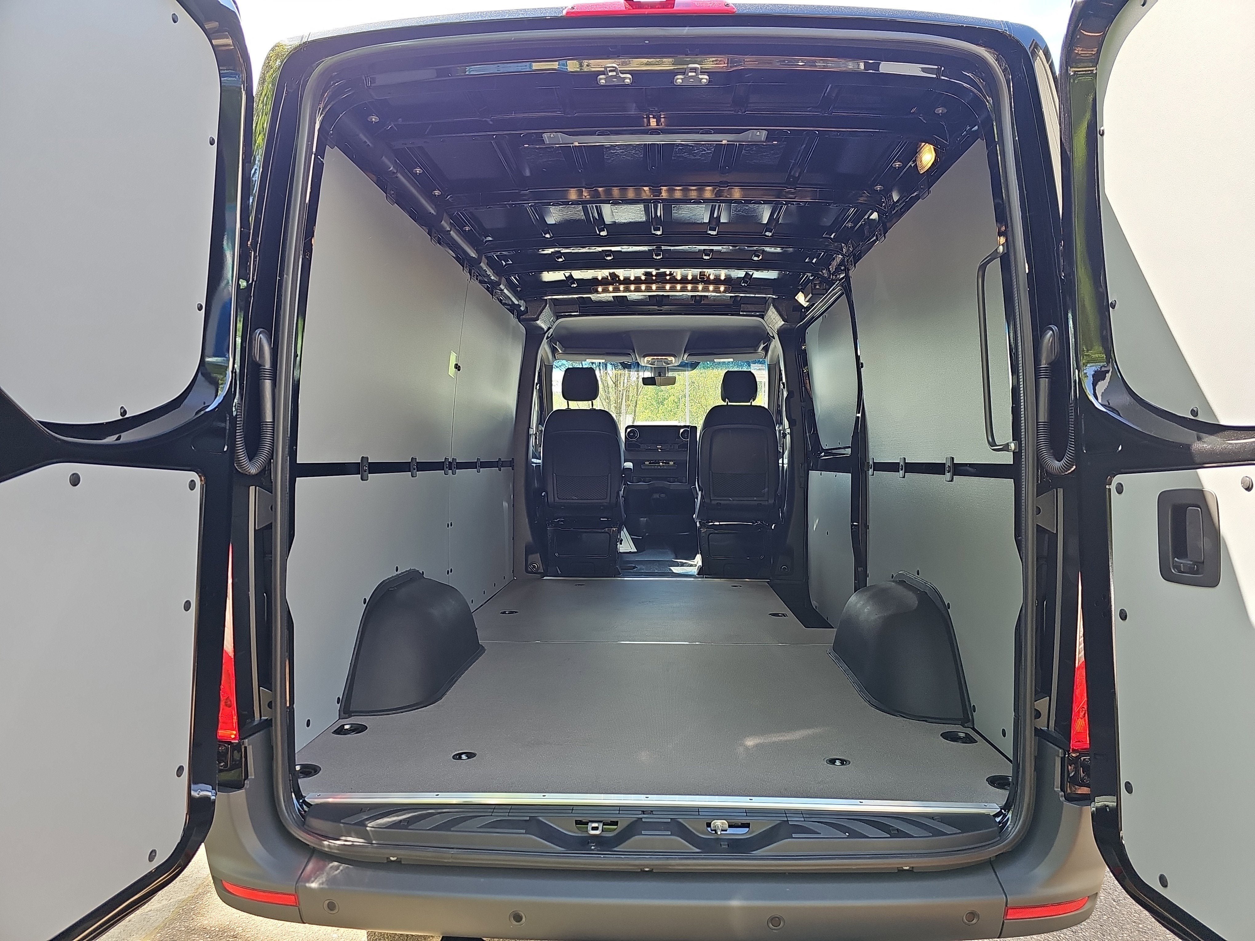 2026 Mercedes-Benz Sprinter 2500 Base