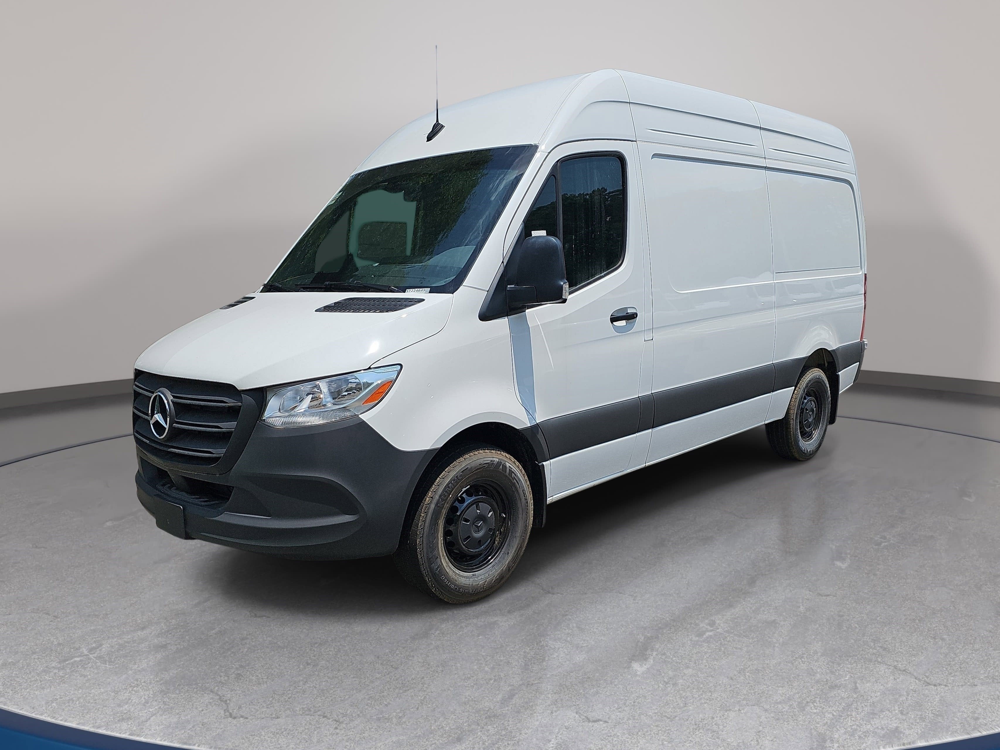 2025 Mercedes-Benz Sprinter Cargo Van Cargo 144 WB