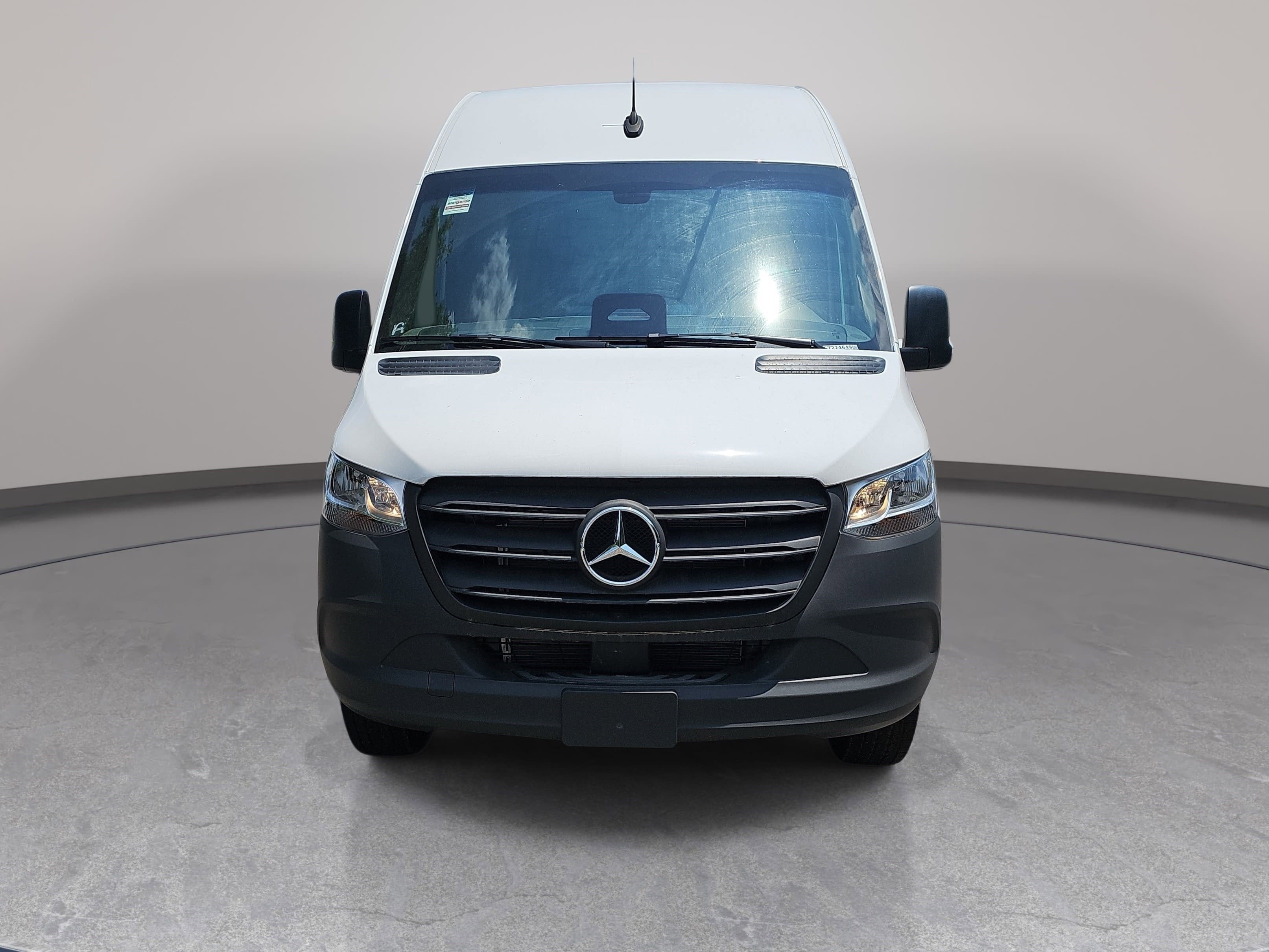 2025 Mercedes-Benz Sprinter Cargo Van Cargo 144 WB