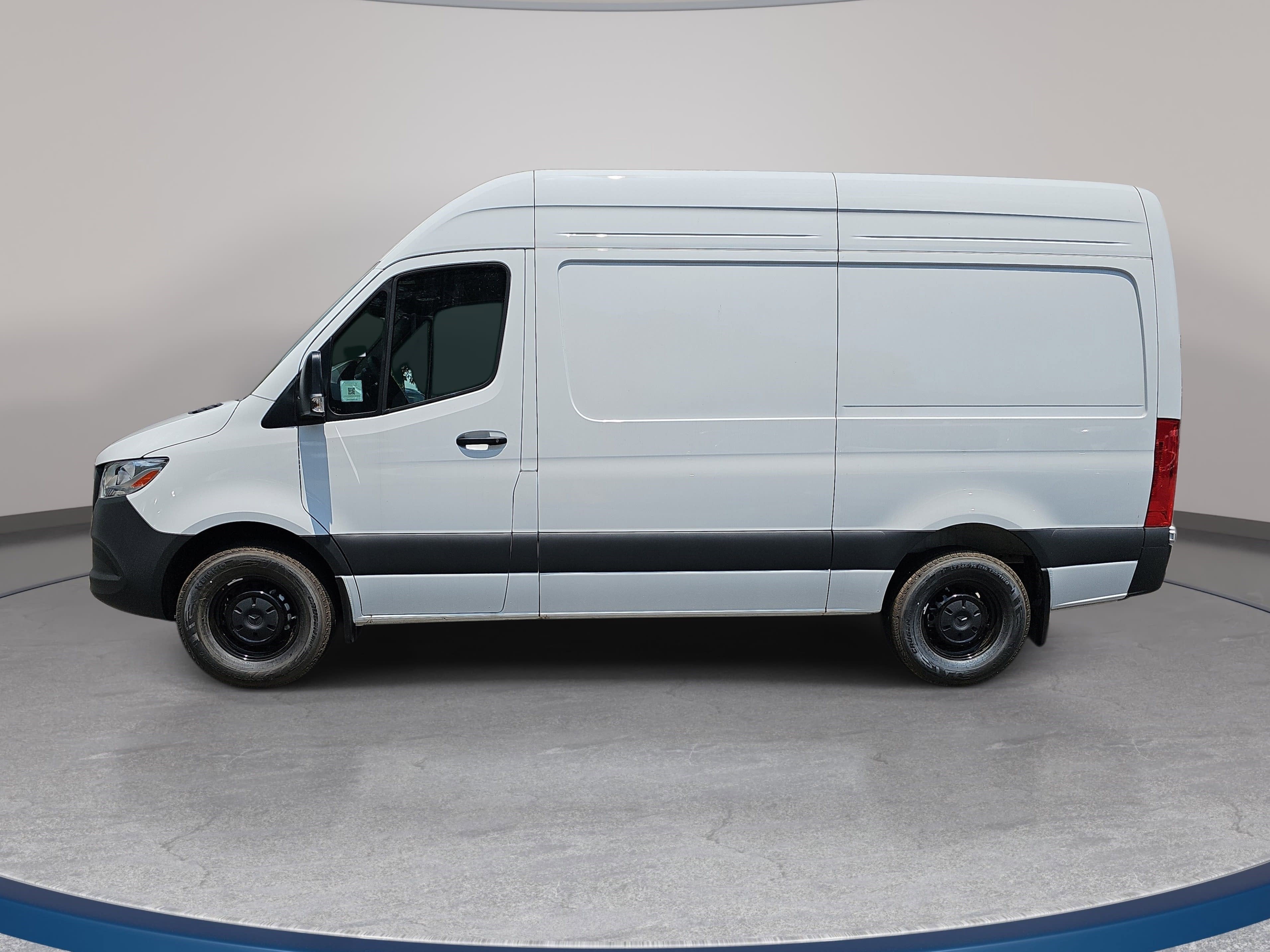 2025 Mercedes-Benz Sprinter Cargo Van Cargo 144 WB