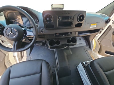 2025 Mercedes-Benz Sprinter Cargo Van Cargo 144 WB