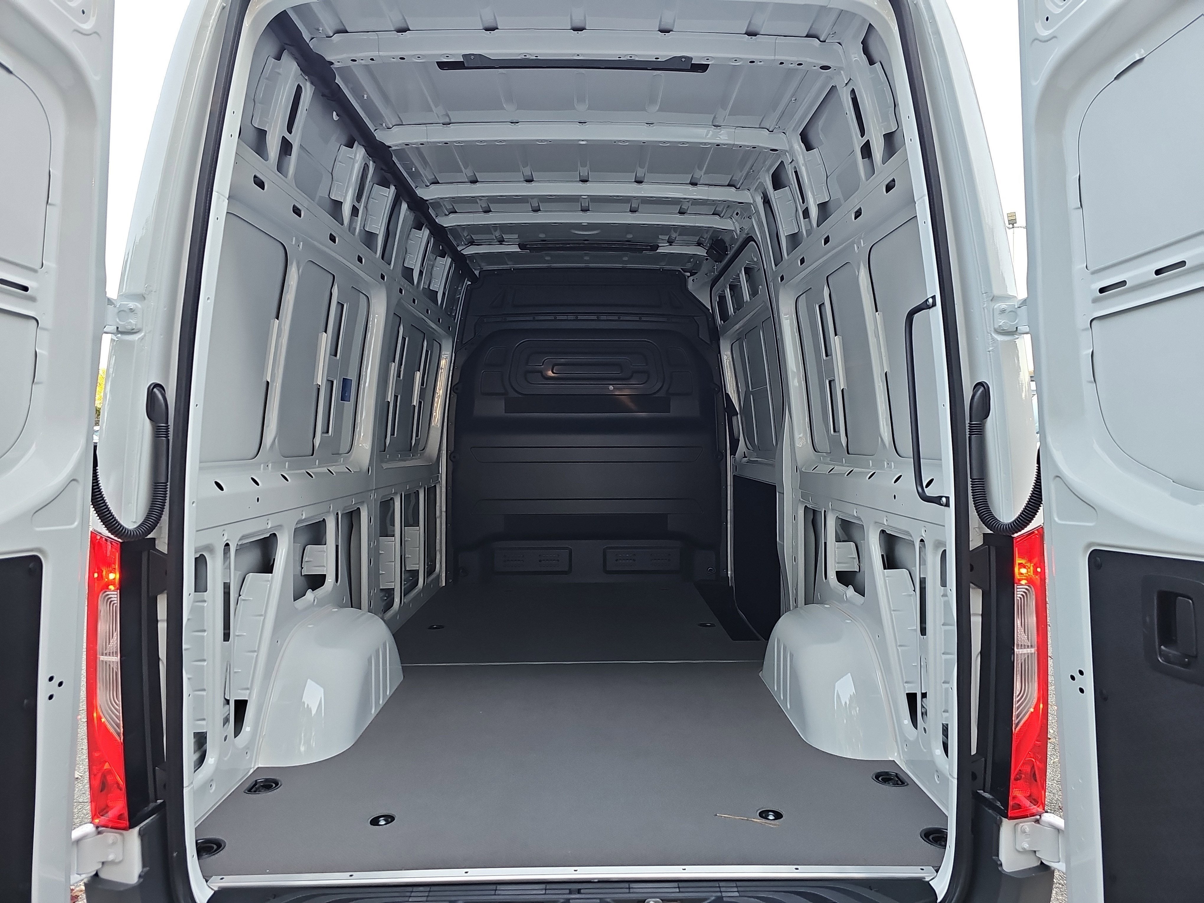 2026 Mercedes-Benz Sprinter 2500 Base