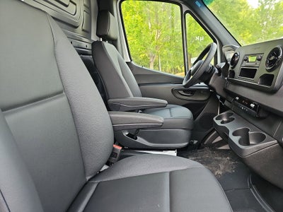 2025 Mercedes-Benz Sprinter Cargo Van Cargo 144 WB