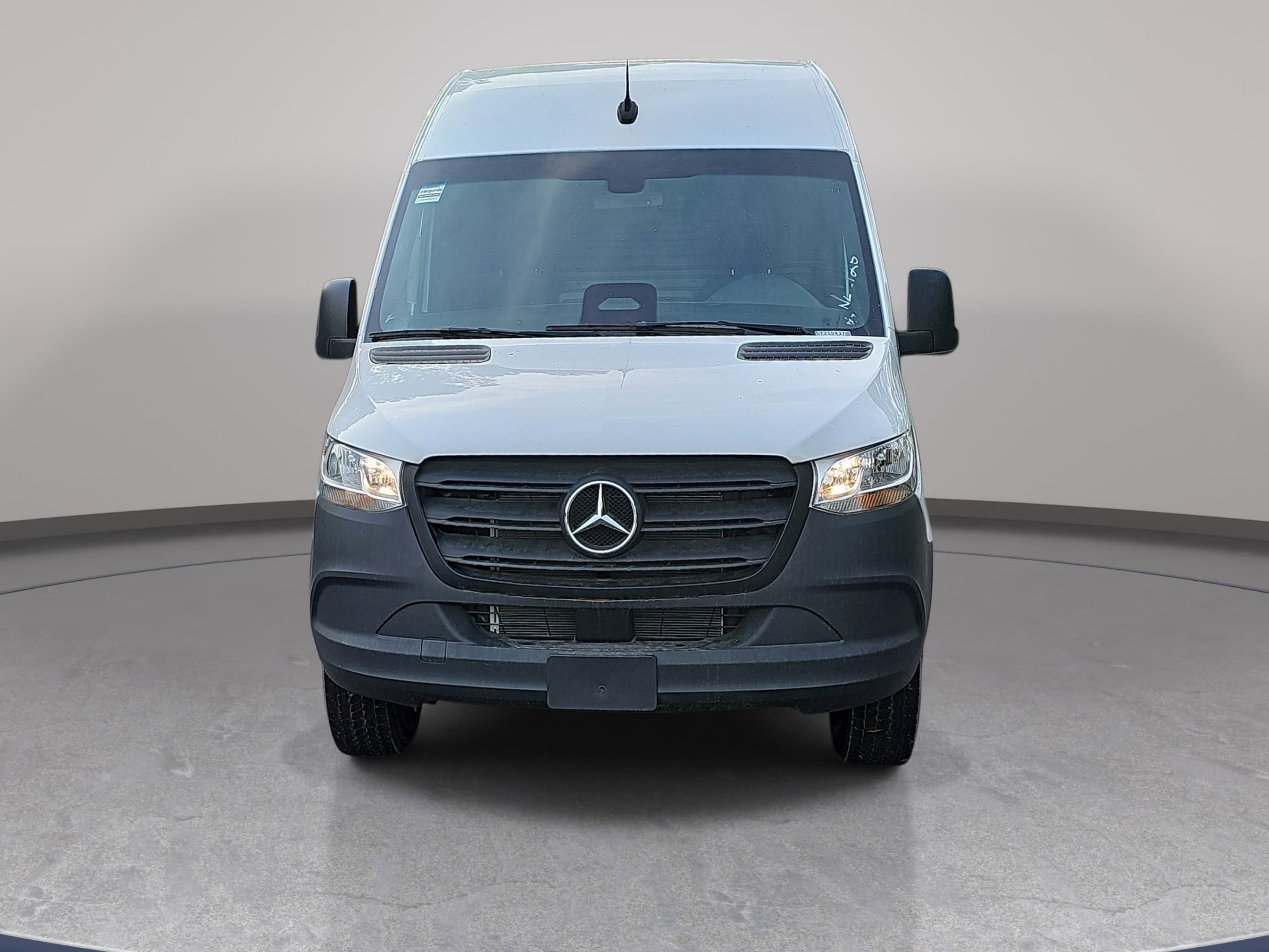 2025 Mercedes-Benz Sprinter Cargo Van Cargo 144 WB