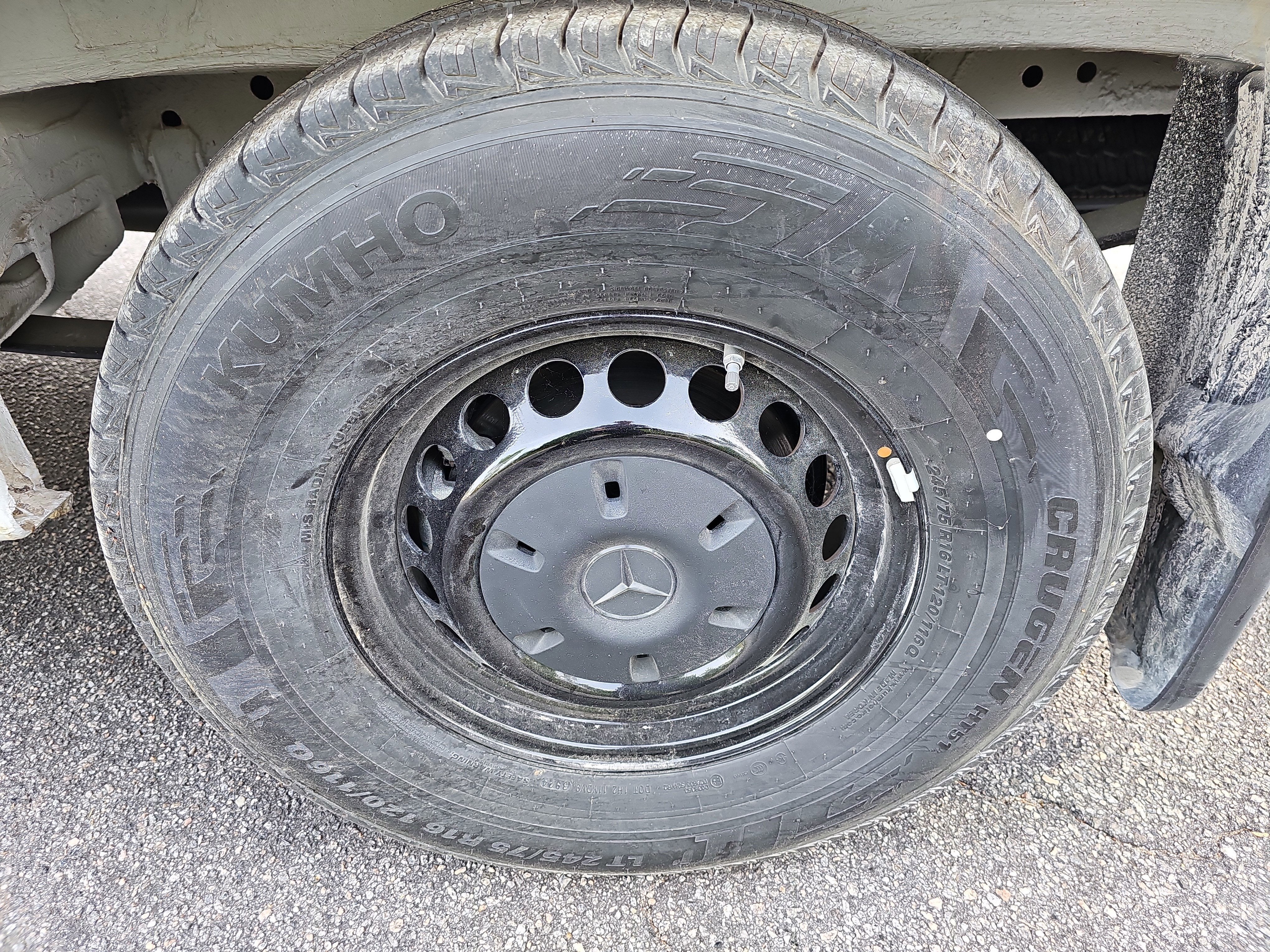 2025 Mercedes-Benz Sprinter Cargo Van Cargo 144 WB