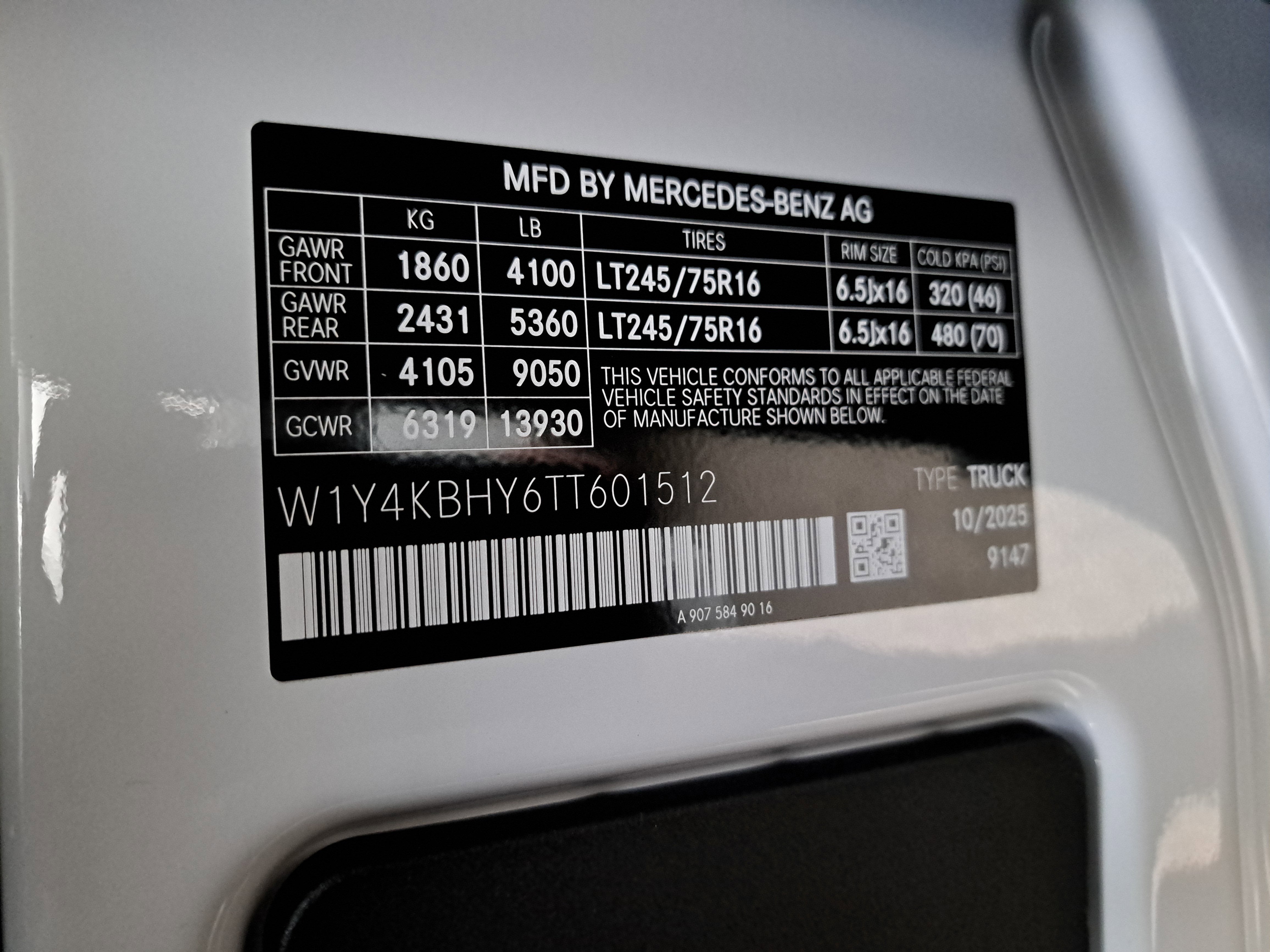 2026 Mercedes-Benz Sprinter Cargo Van Cargo 144 WB