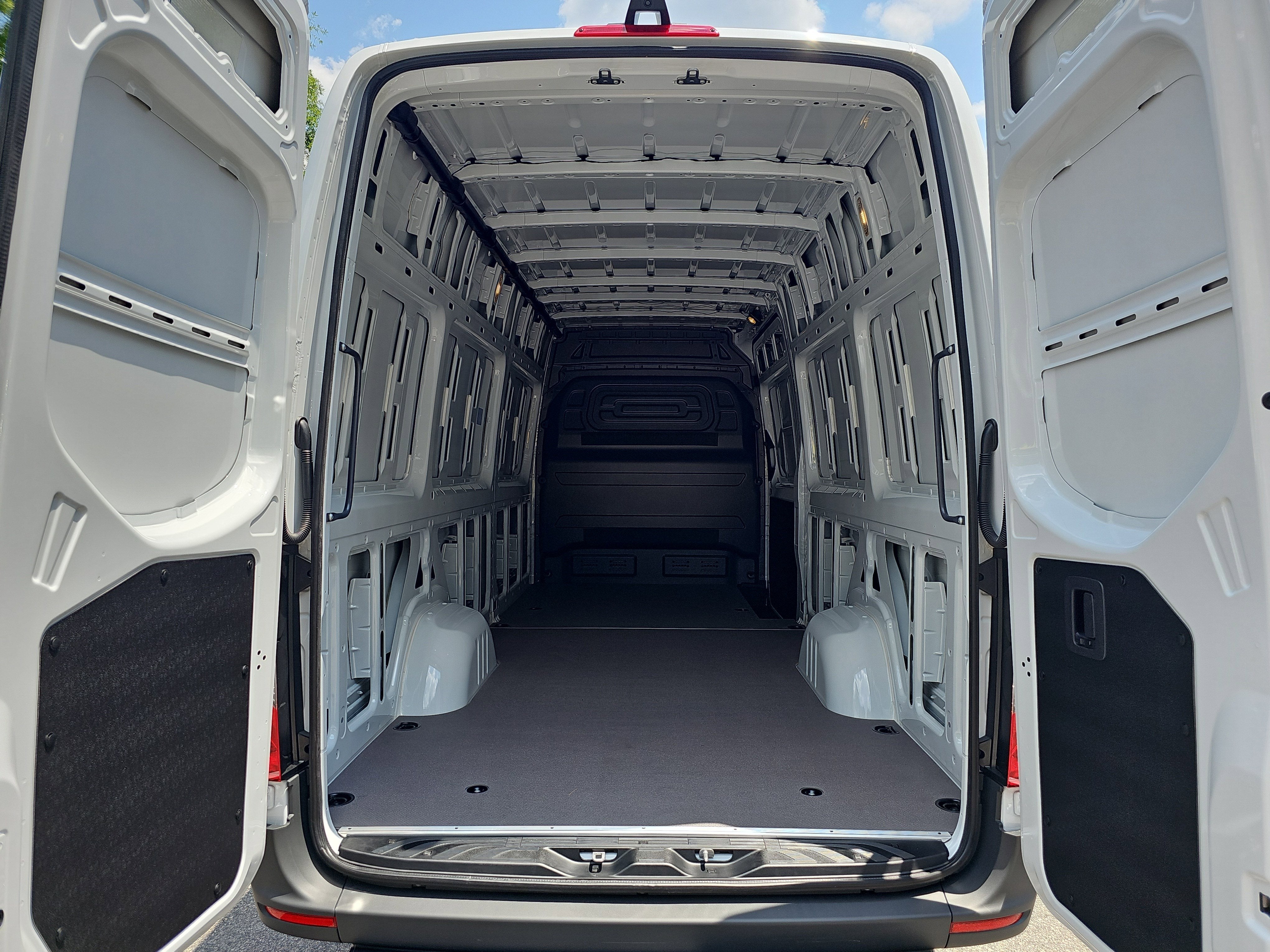 2026 Mercedes-Benz Sprinter 2500 Base