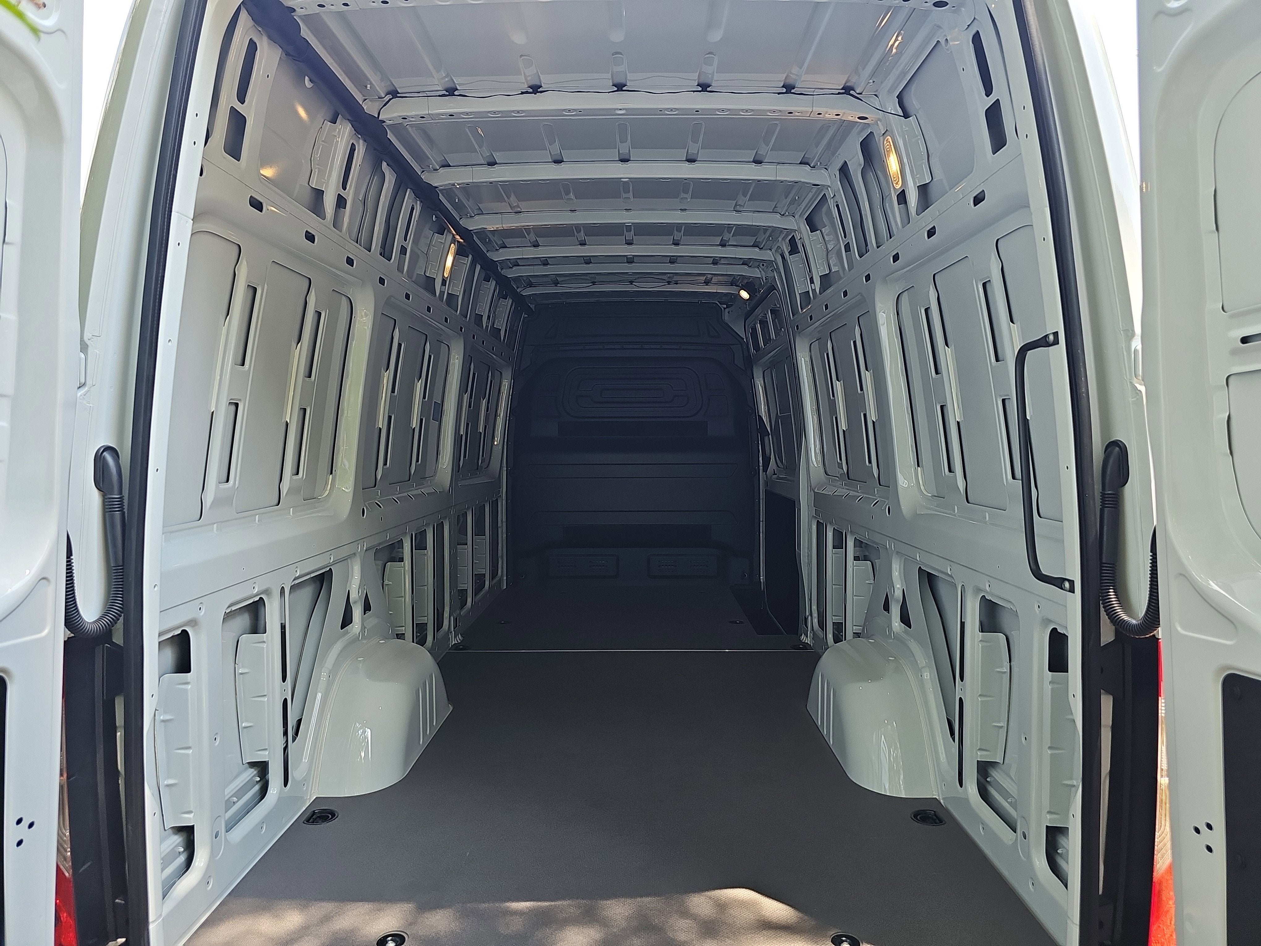 2026 Mercedes-Benz Sprinter 2500 Base