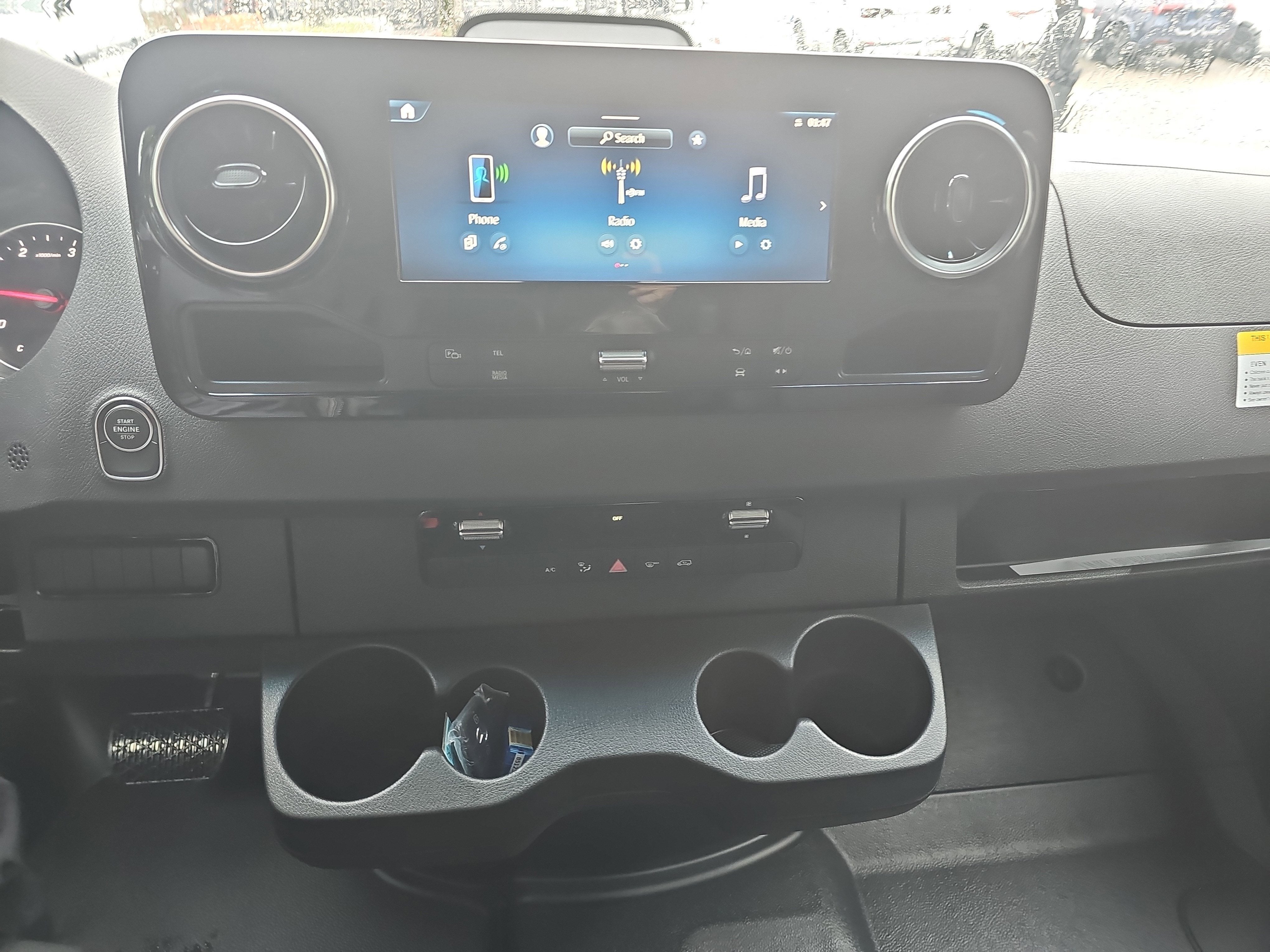 2025 Mercedes-Benz Sprinter Cargo Van Cargo 144 WB