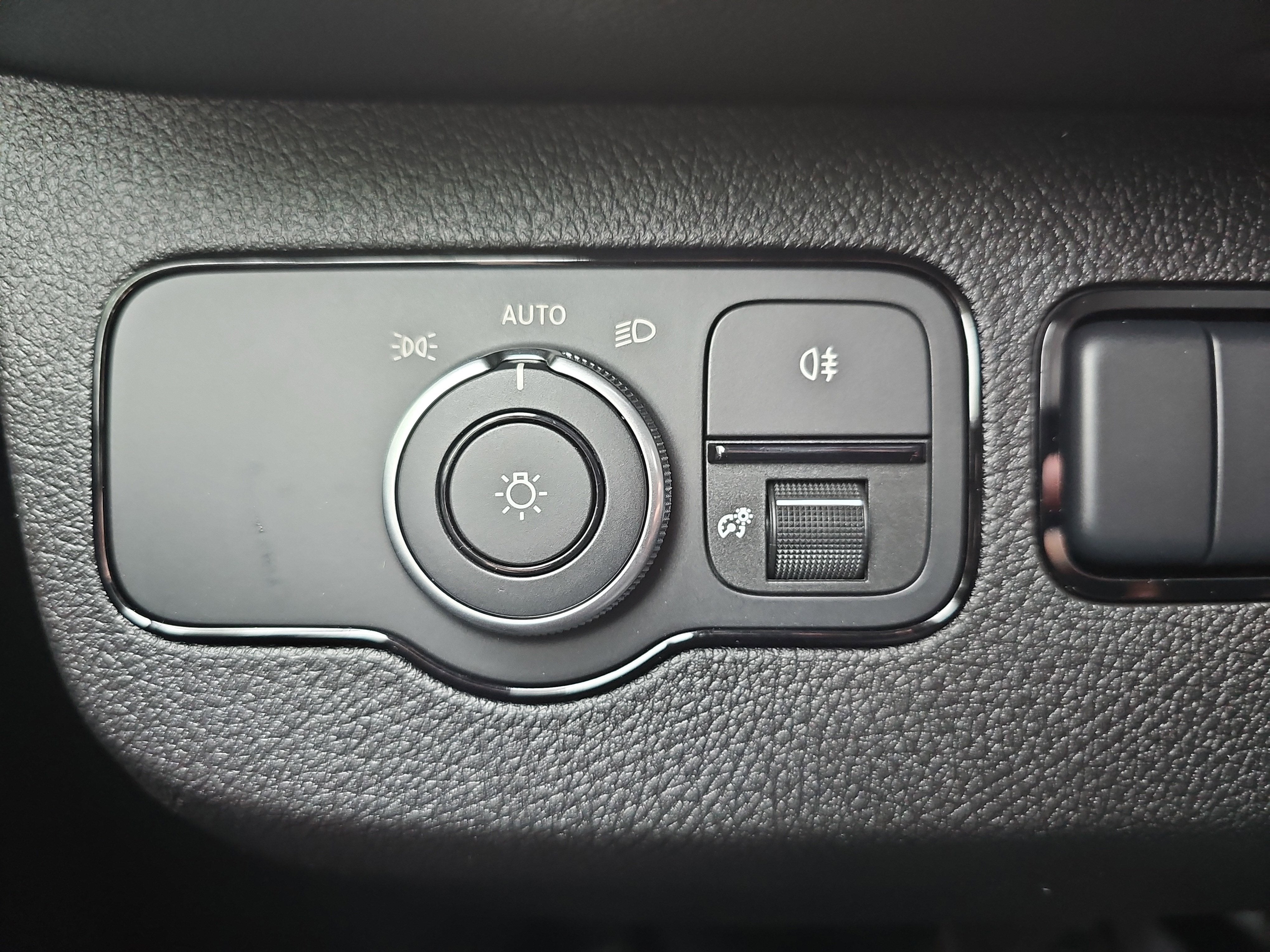 2025 Mercedes-Benz Sprinter Cargo Van Cargo 144 WB