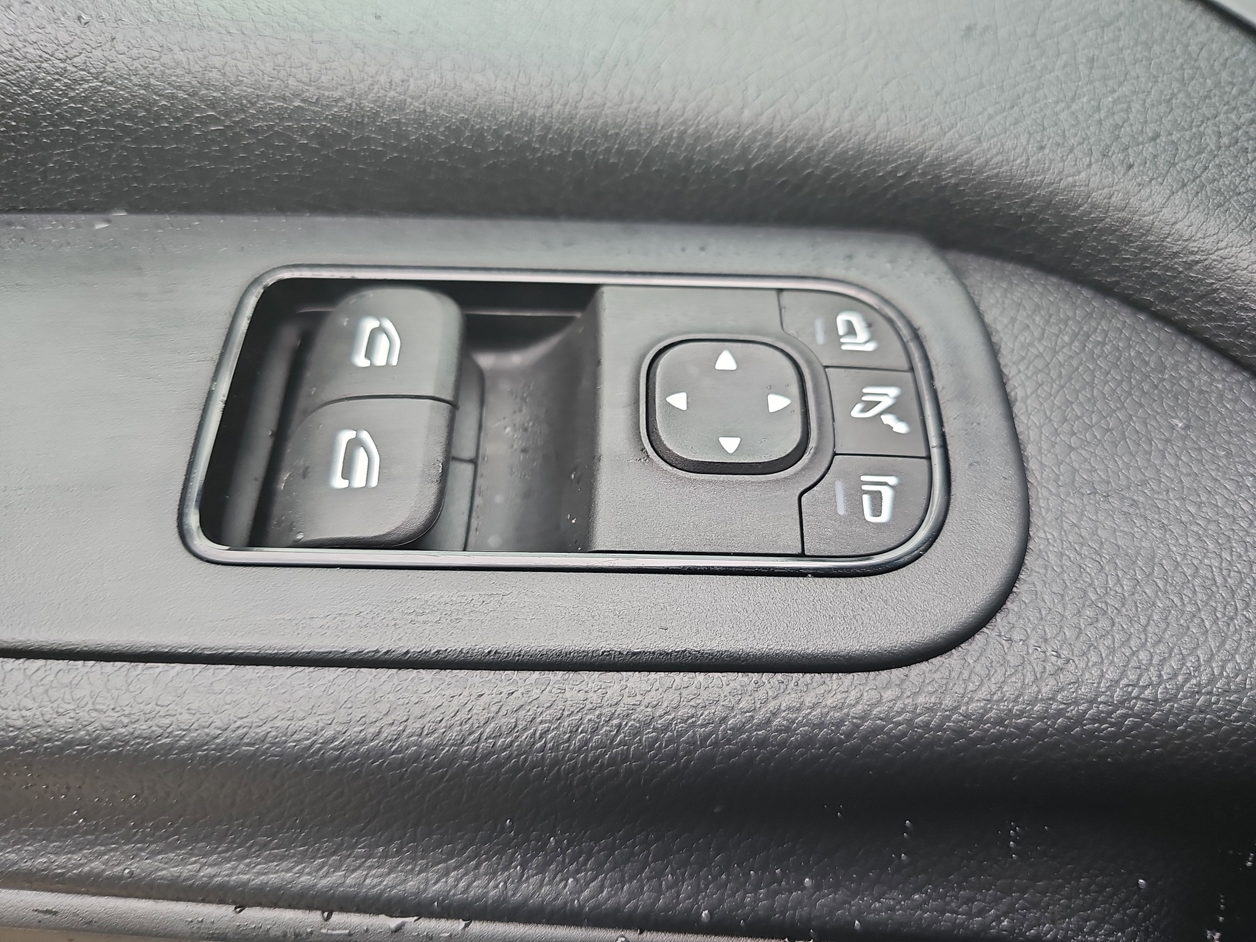 2025 Mercedes-Benz Sprinter Cargo Van Cargo 144 WB