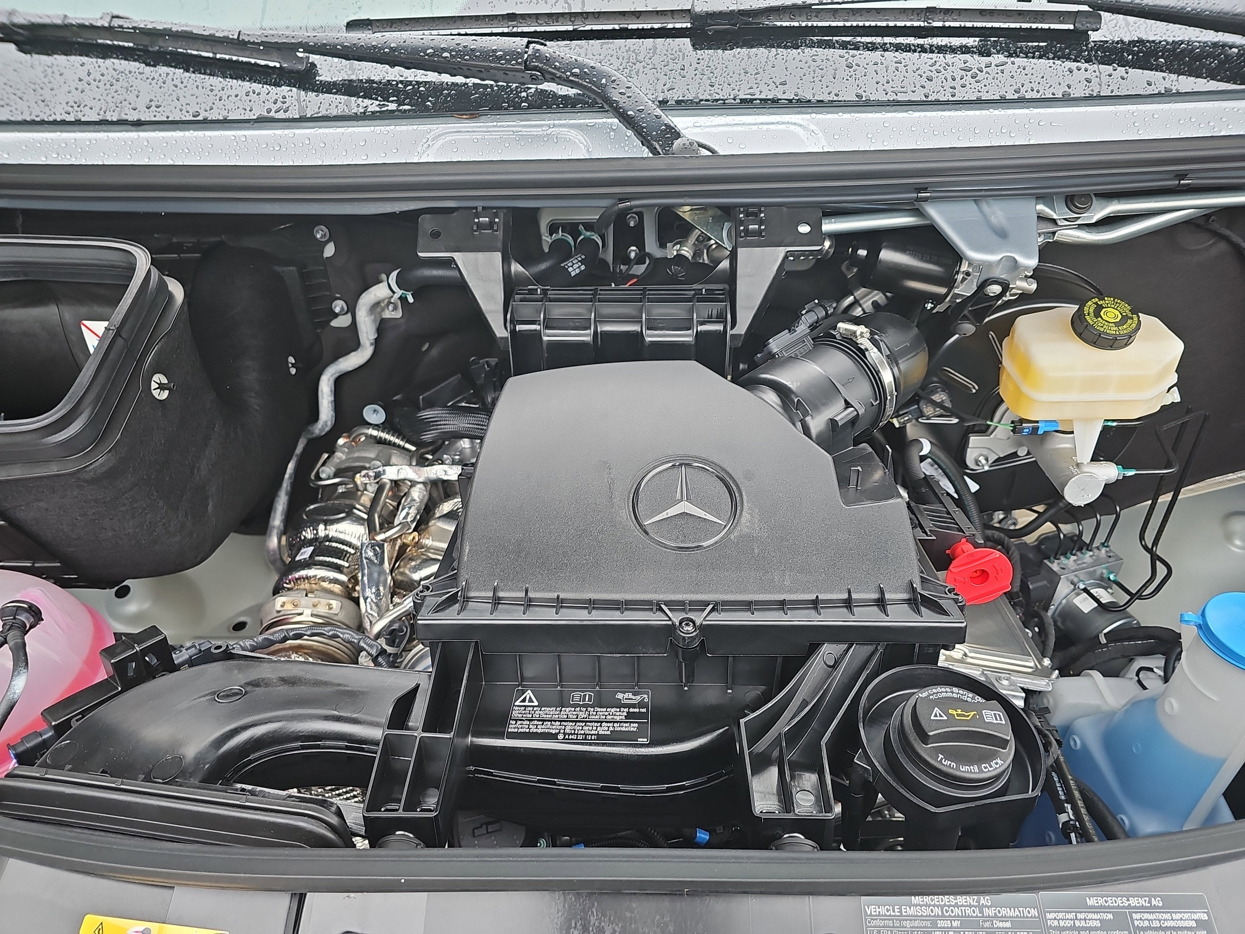 2025 Mercedes-Benz Sprinter Cargo Van Cargo 144 WB