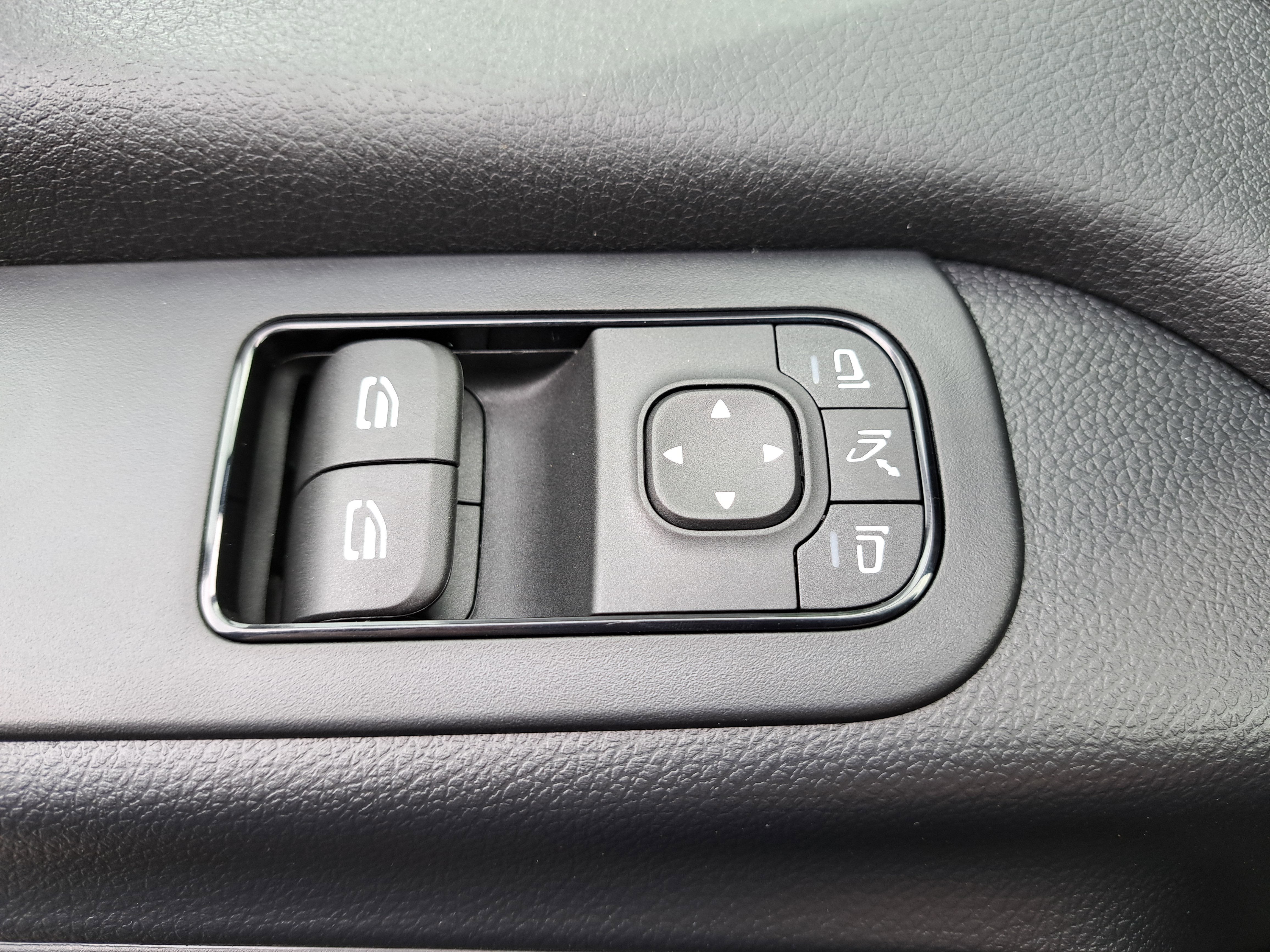 2026 Mercedes-Benz Sprinter Cargo Van Cargo 144 WB