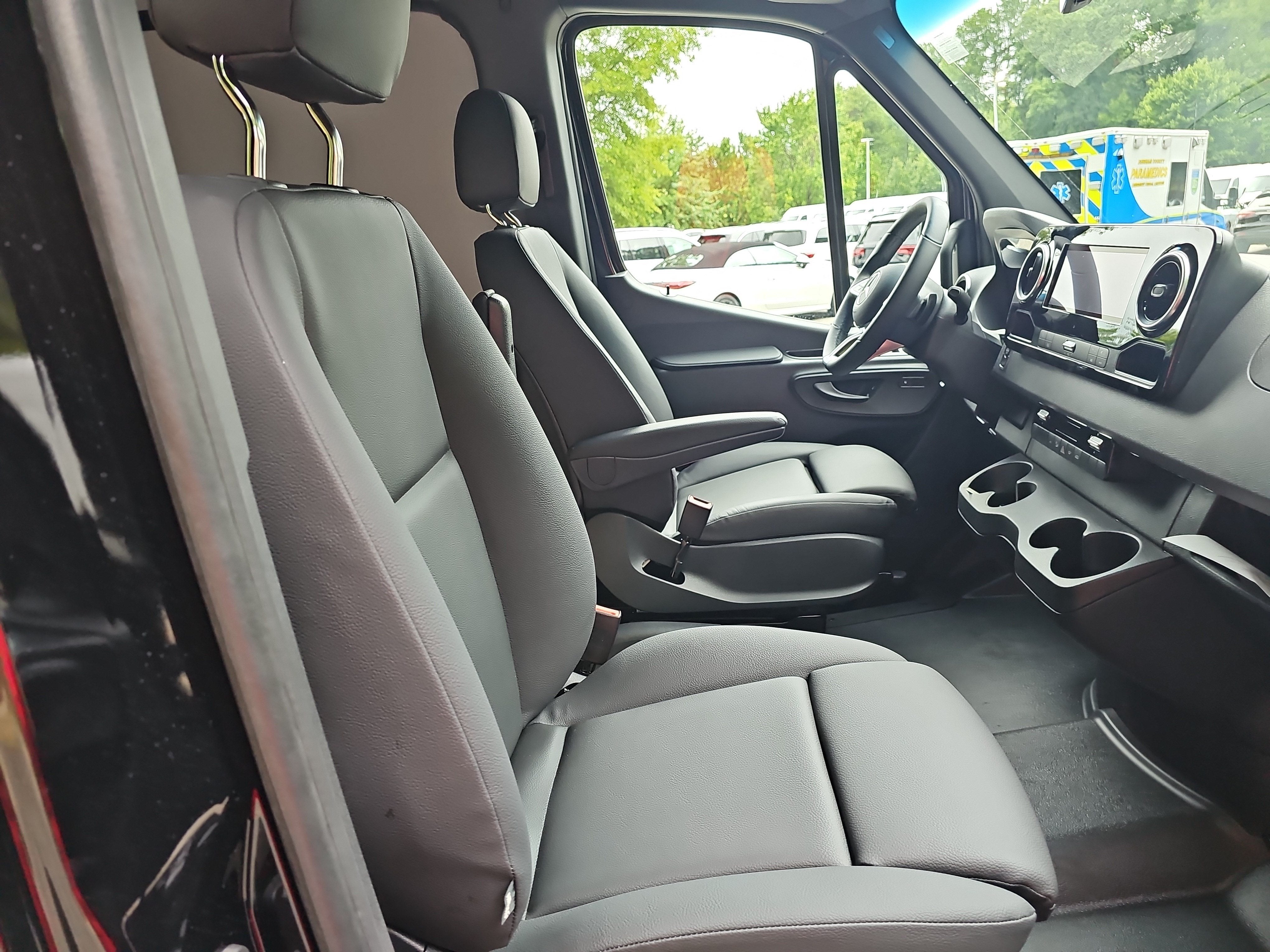 2026 Mercedes-Benz Sprinter 2500 Base