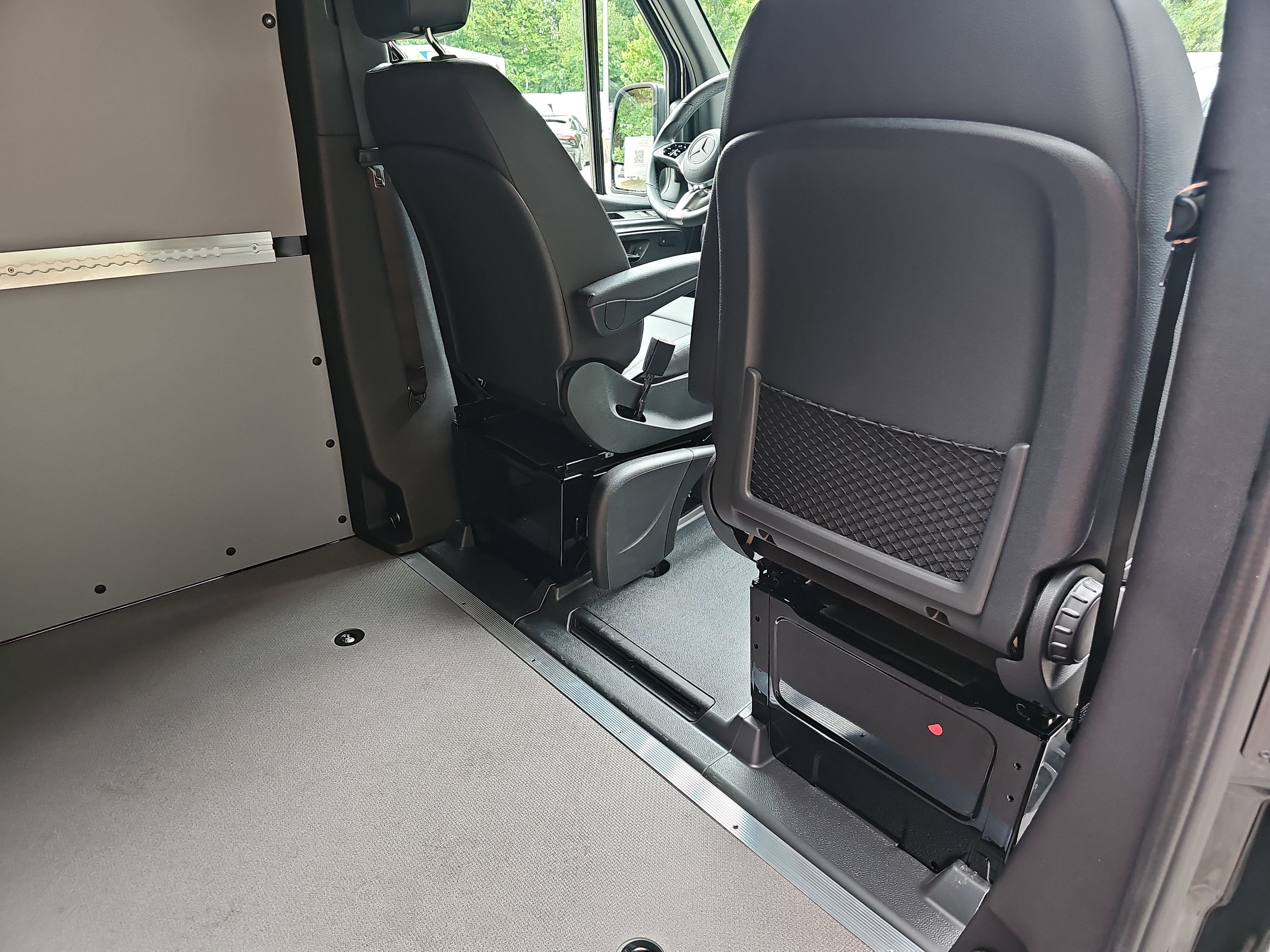 2026 Mercedes-Benz Sprinter 2500 Base