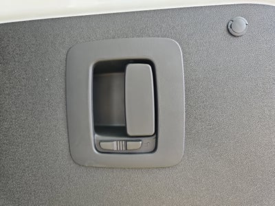 2025 Mercedes-Benz eSprinter Cargo Van Cargo 144 WB