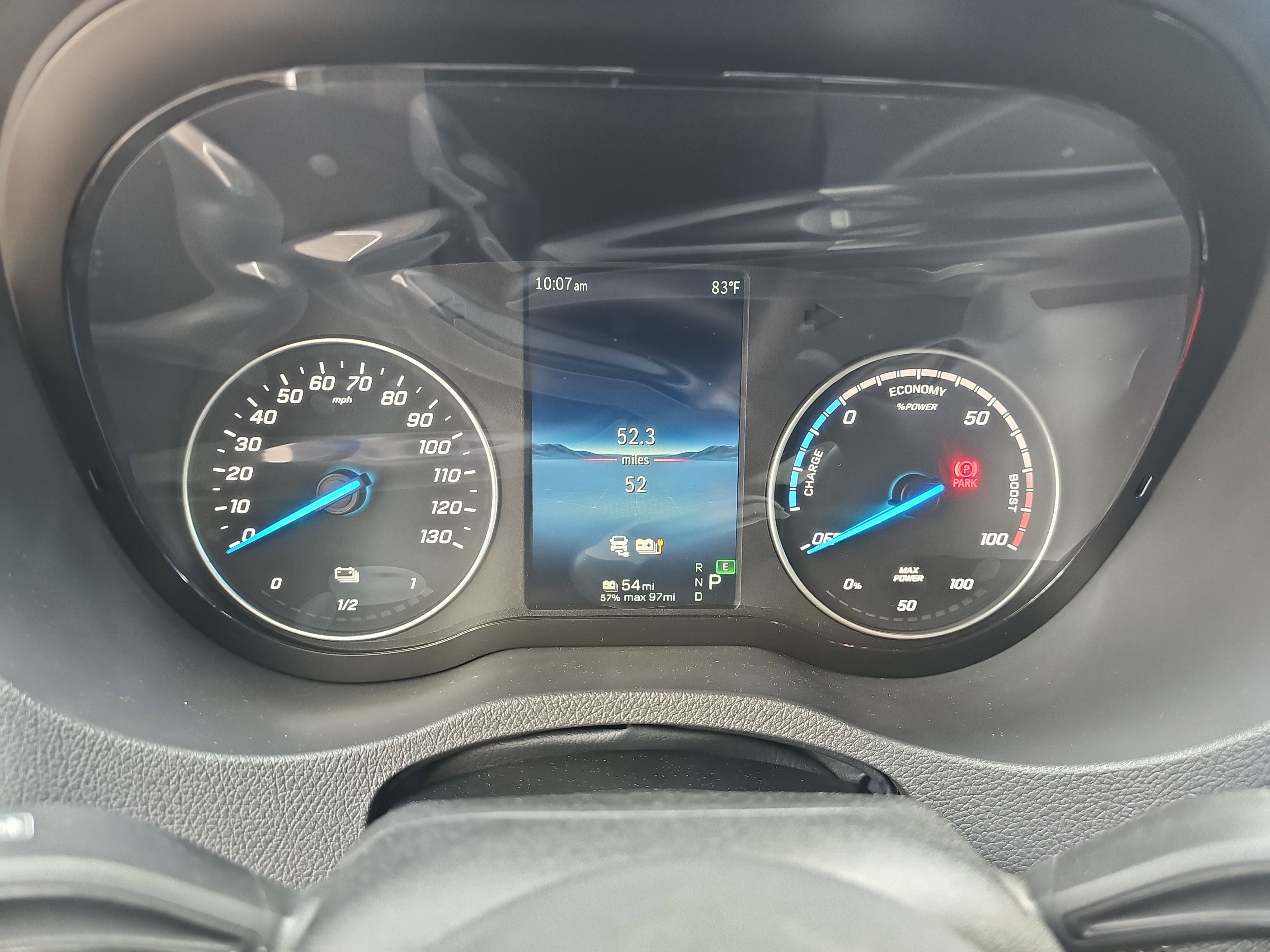2025 Mercedes-Benz eSprinter Cargo Van Cargo 144 WB